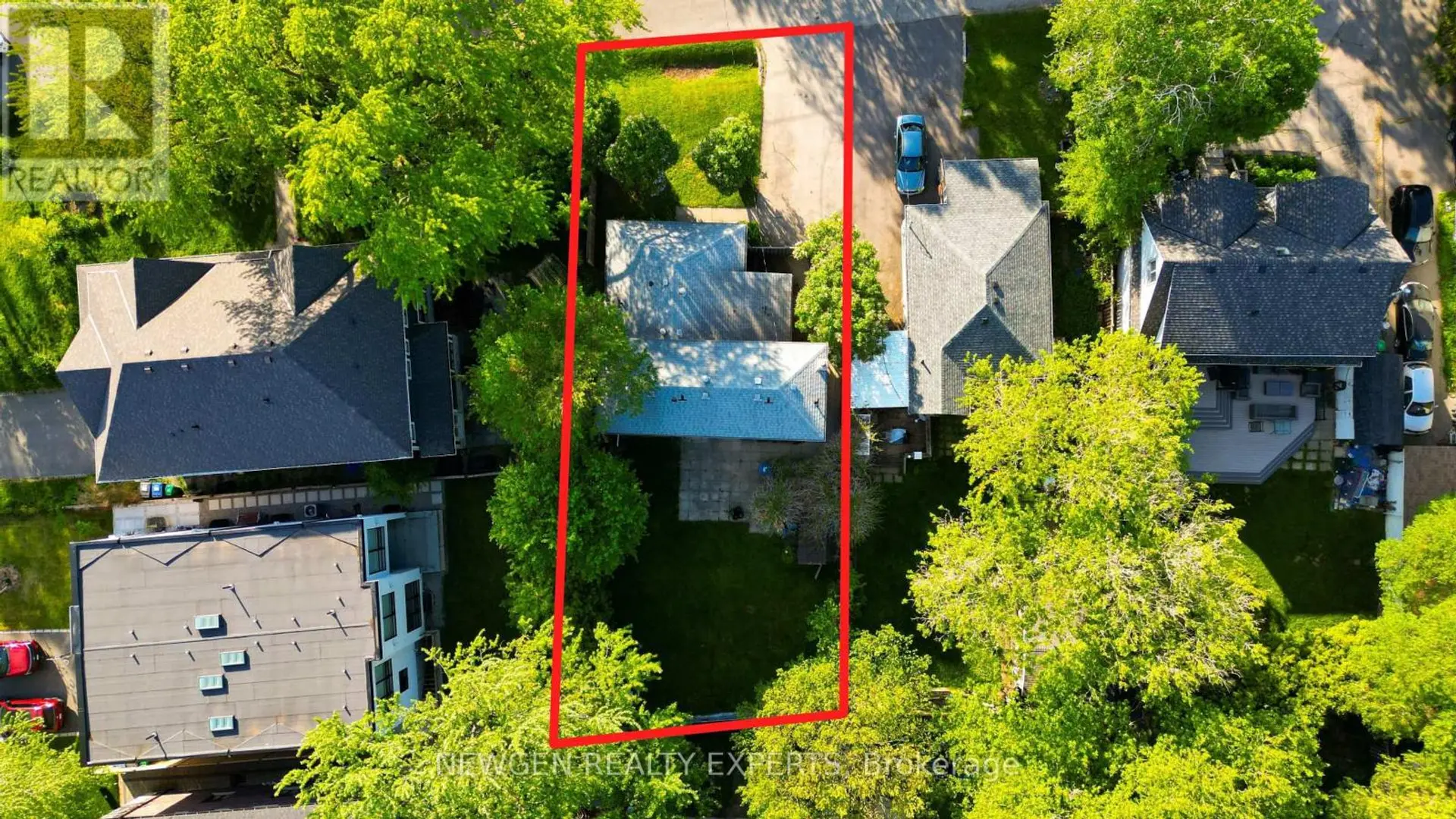 1070 PELHAM AVENUE - Image 2