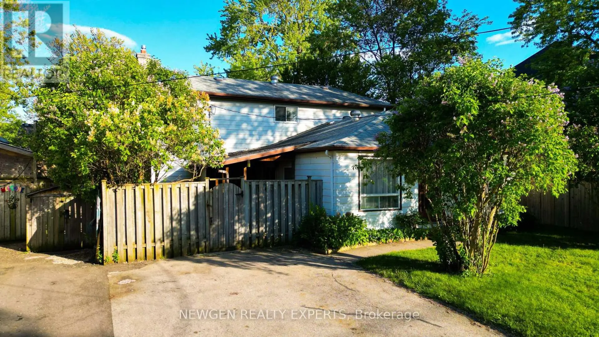 1070 PELHAM AVENUE - Image 3