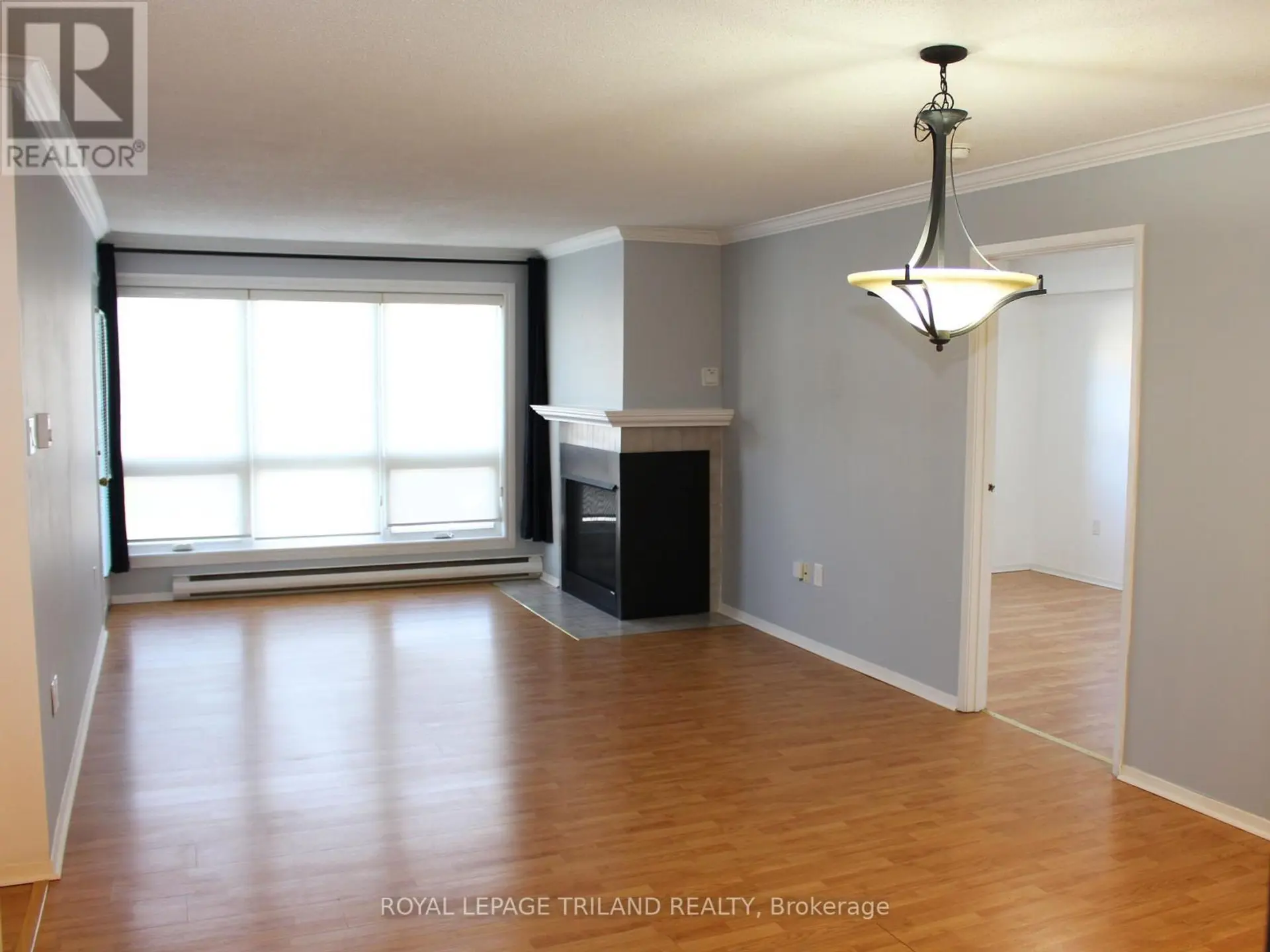 #218 9 JACKSWAY CRESCENT - Image 1