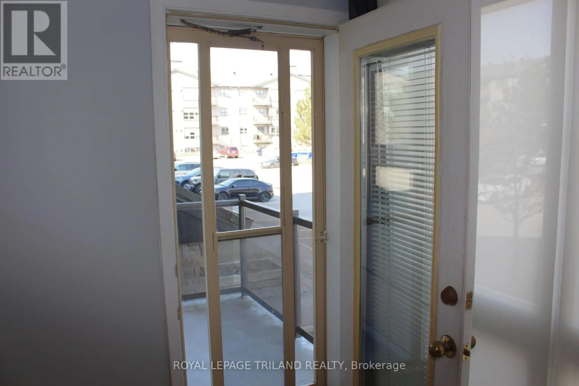 #218 9 JACKSWAY CRESCENT - Image 14
