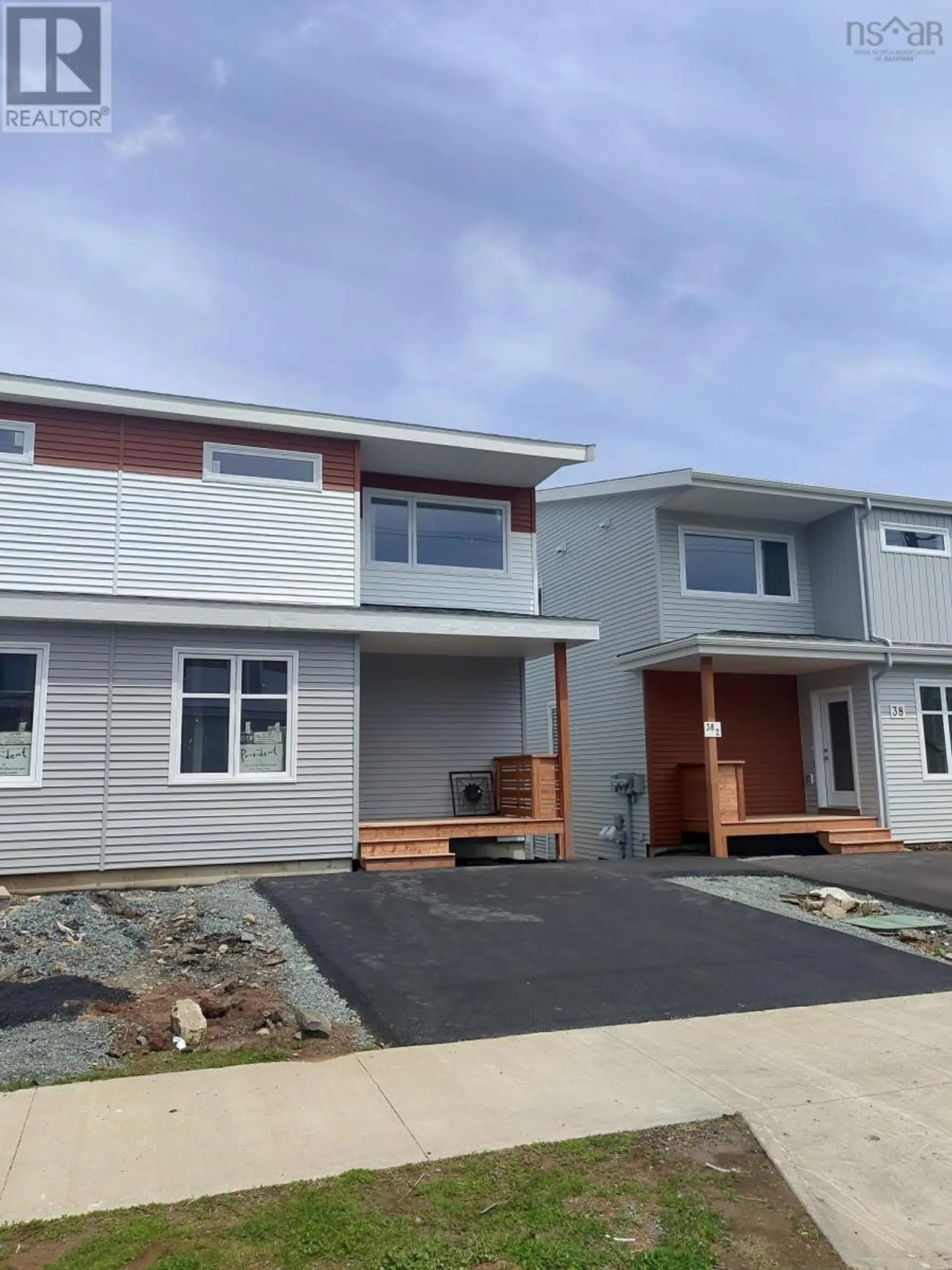 36 Berm Street - Image 2