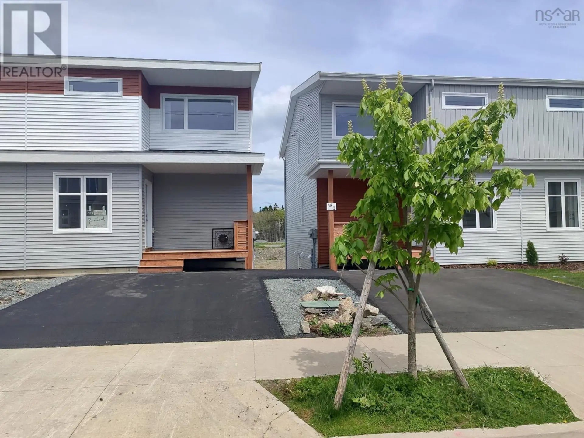 36 Berm Street - Image 1