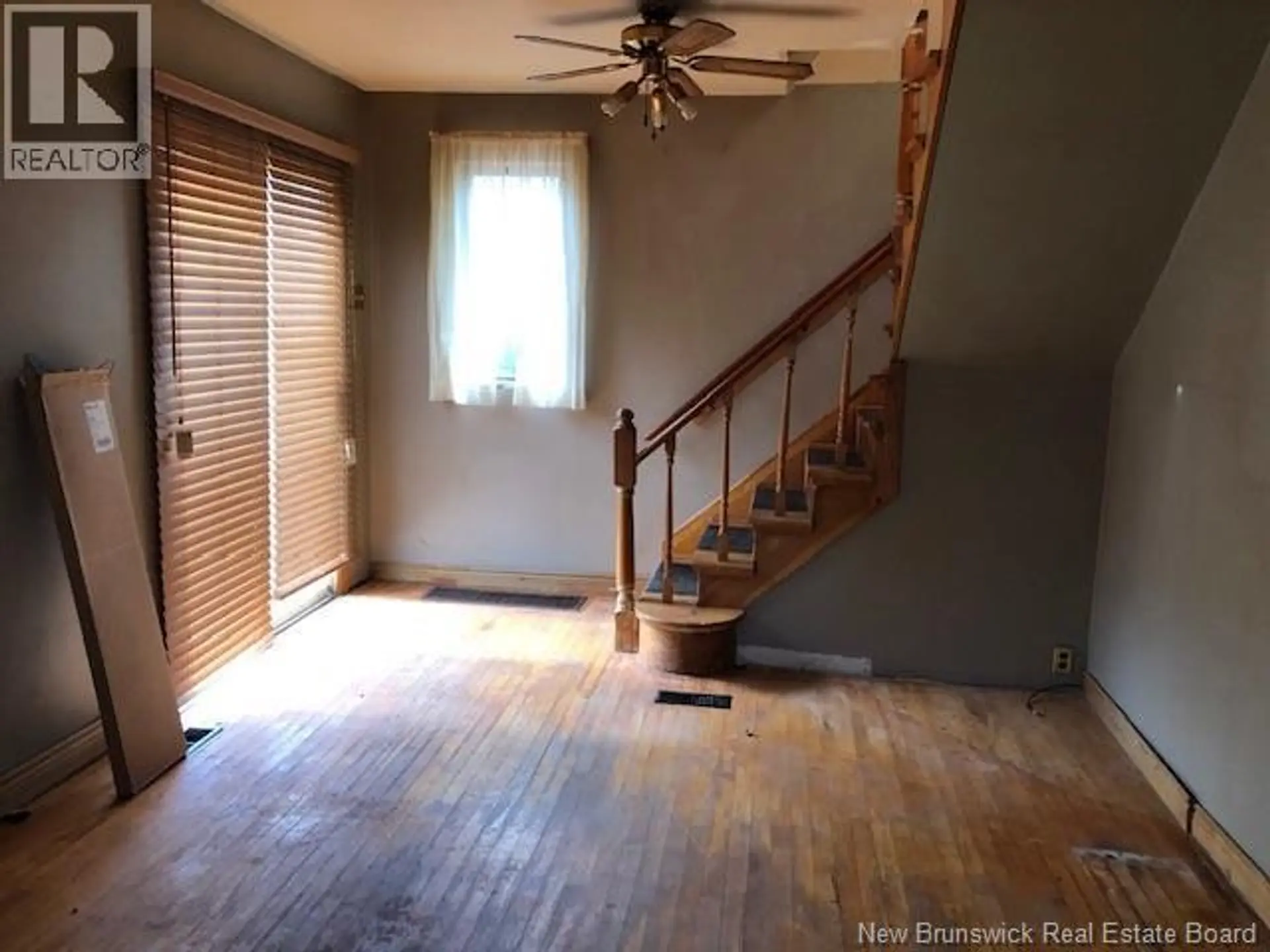 689 Salisbury Road - Image 4