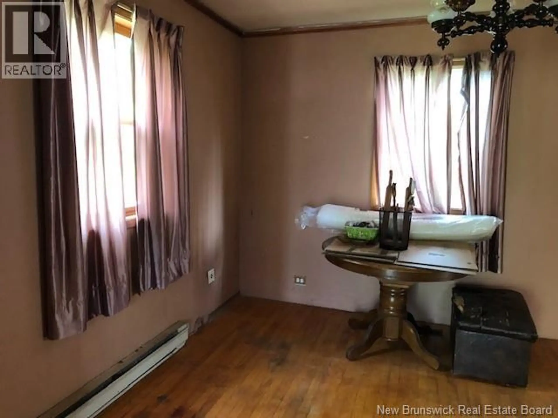 689 Salisbury Road - Image 5