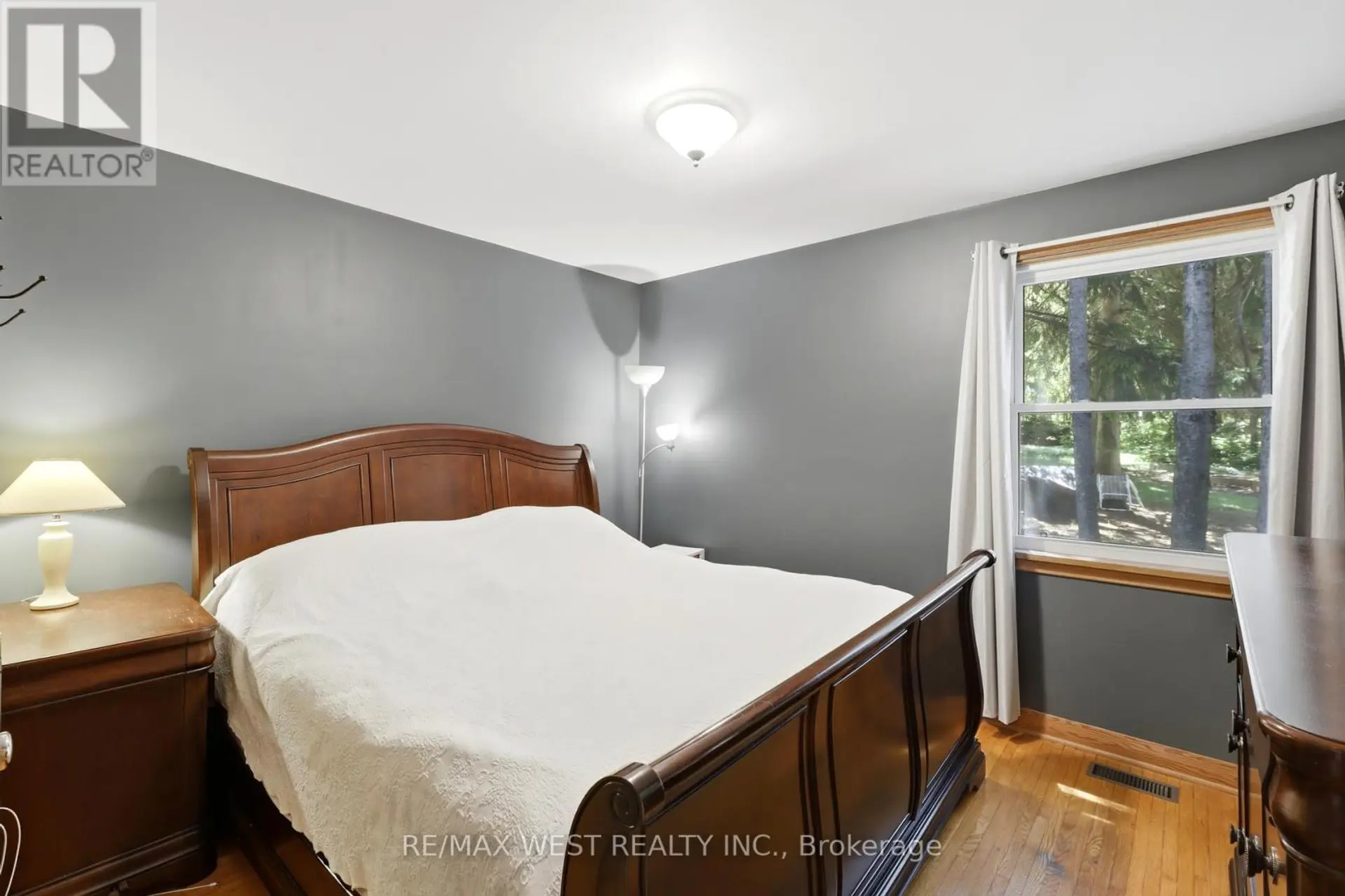 200 BOWER HILL ROAD - Image 9