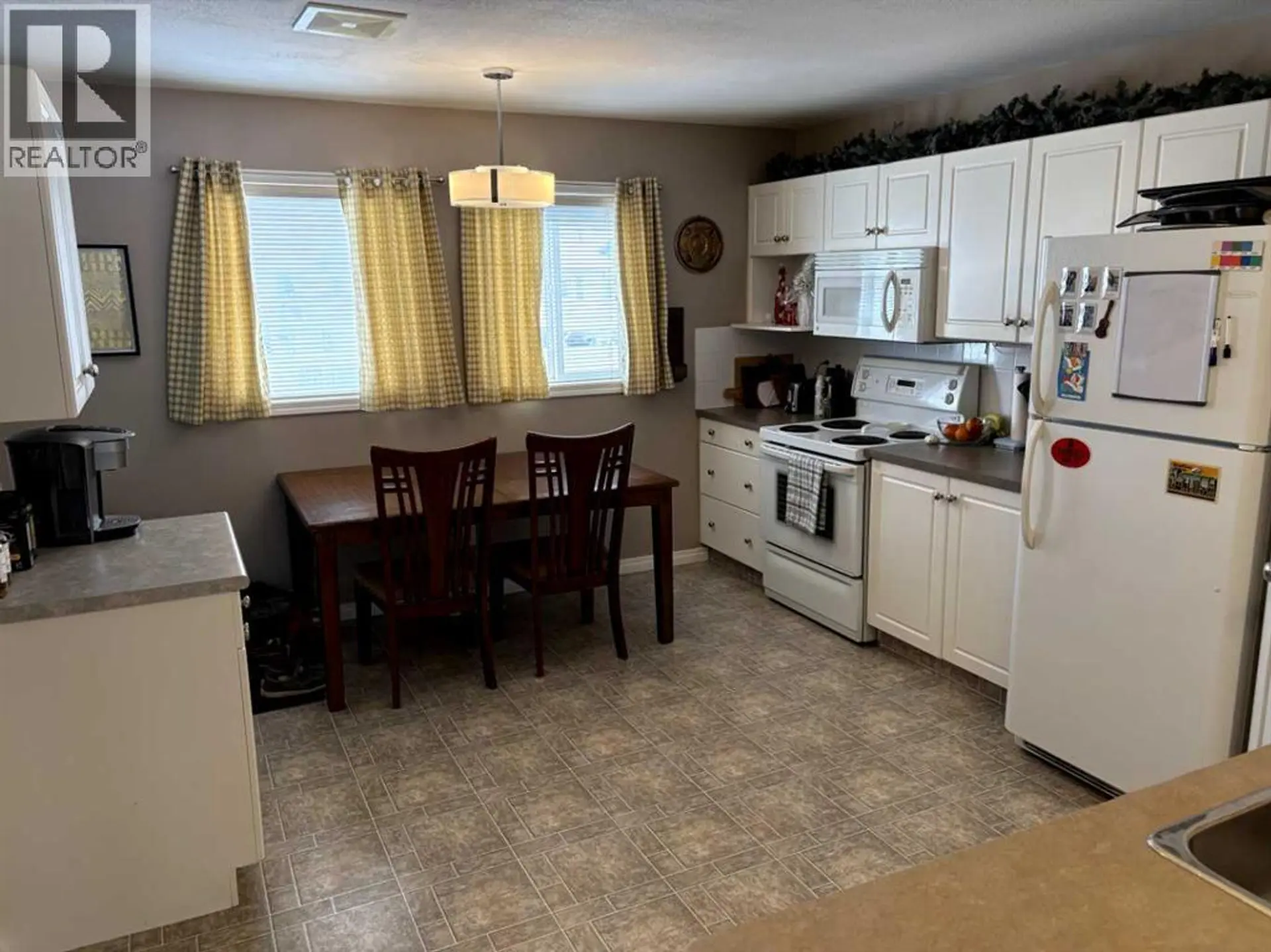 #47 33 Donlevy Avenue - Image 6