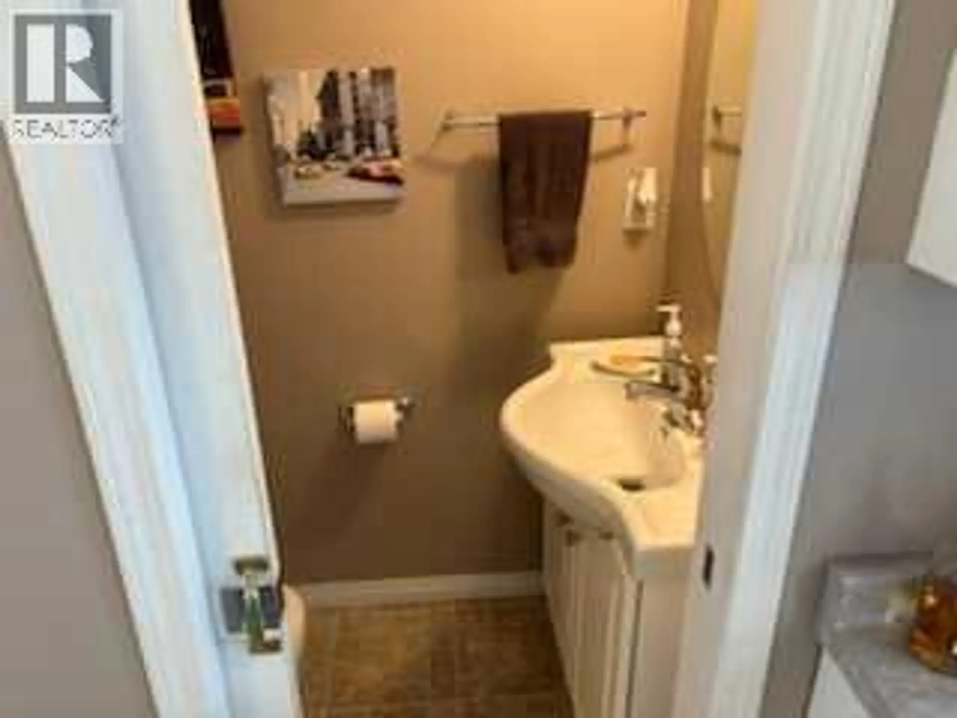 #47 33 Donlevy Avenue - Image 16