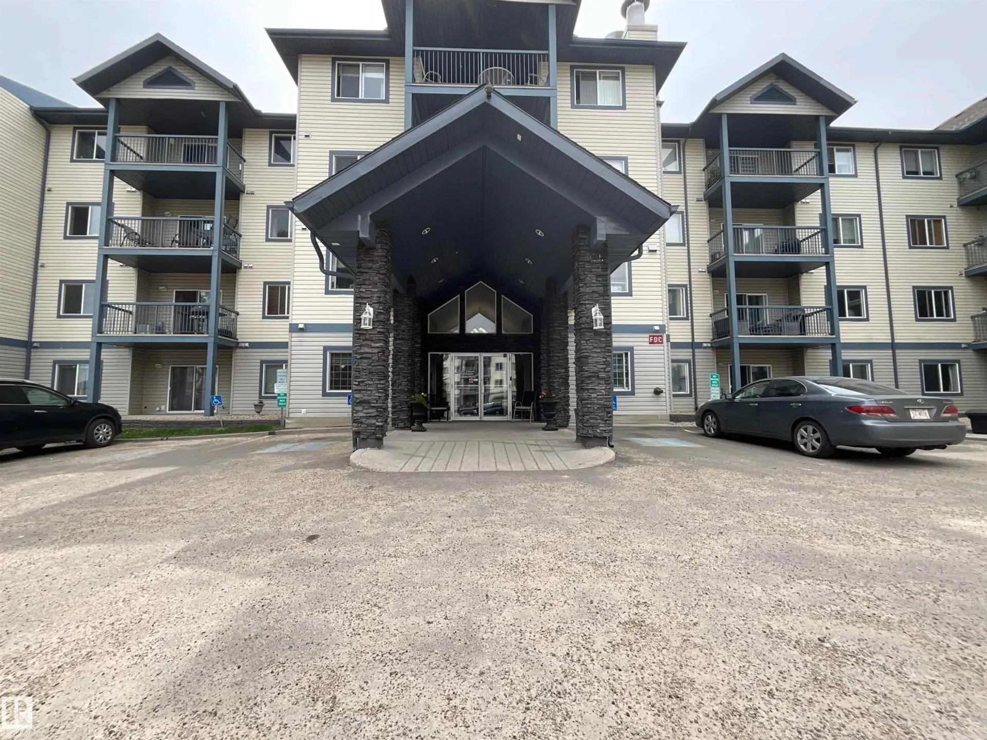 #217 16303 95 ST NW - Image 18