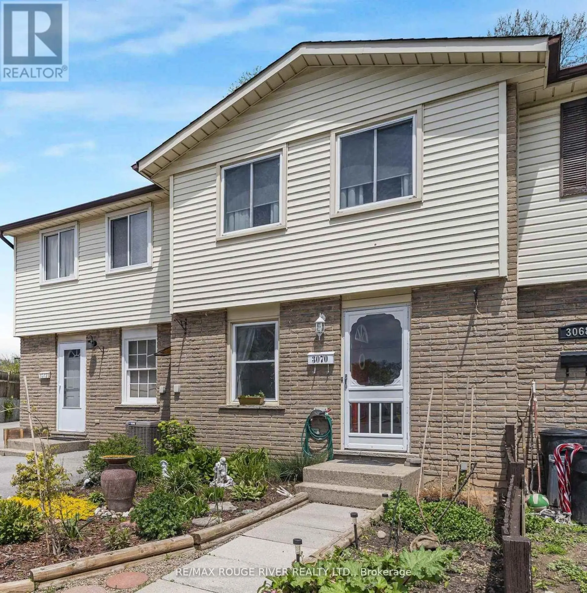 3070 EMPIRE PLACE - Image 1