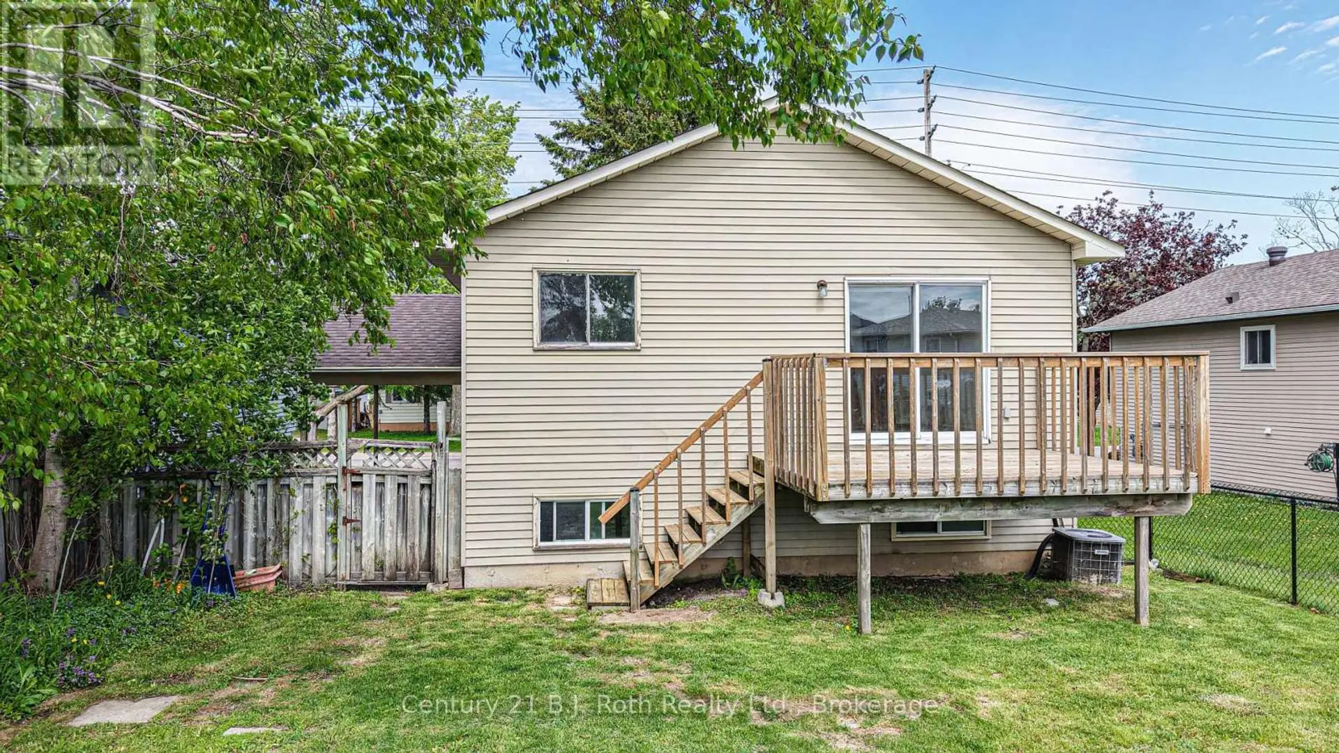 211 WESTMOUNT DRIVE S - Image 5