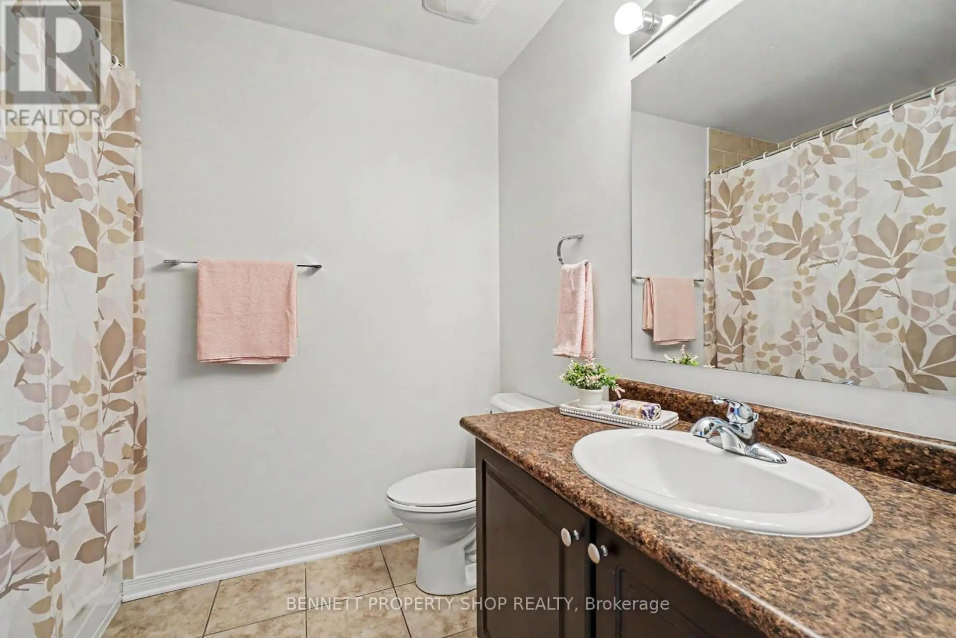 330 LAGUNA STREET - Image 12