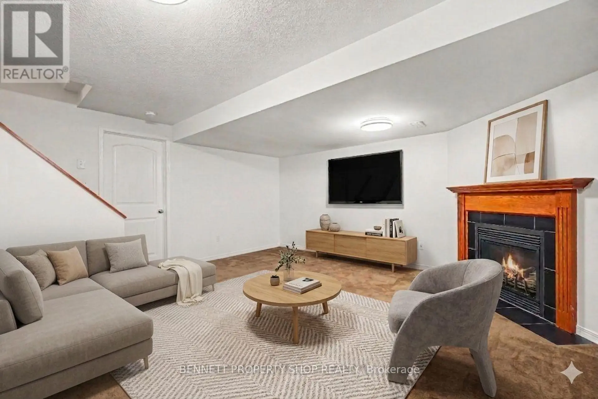 330 LAGUNA STREET - Image 13