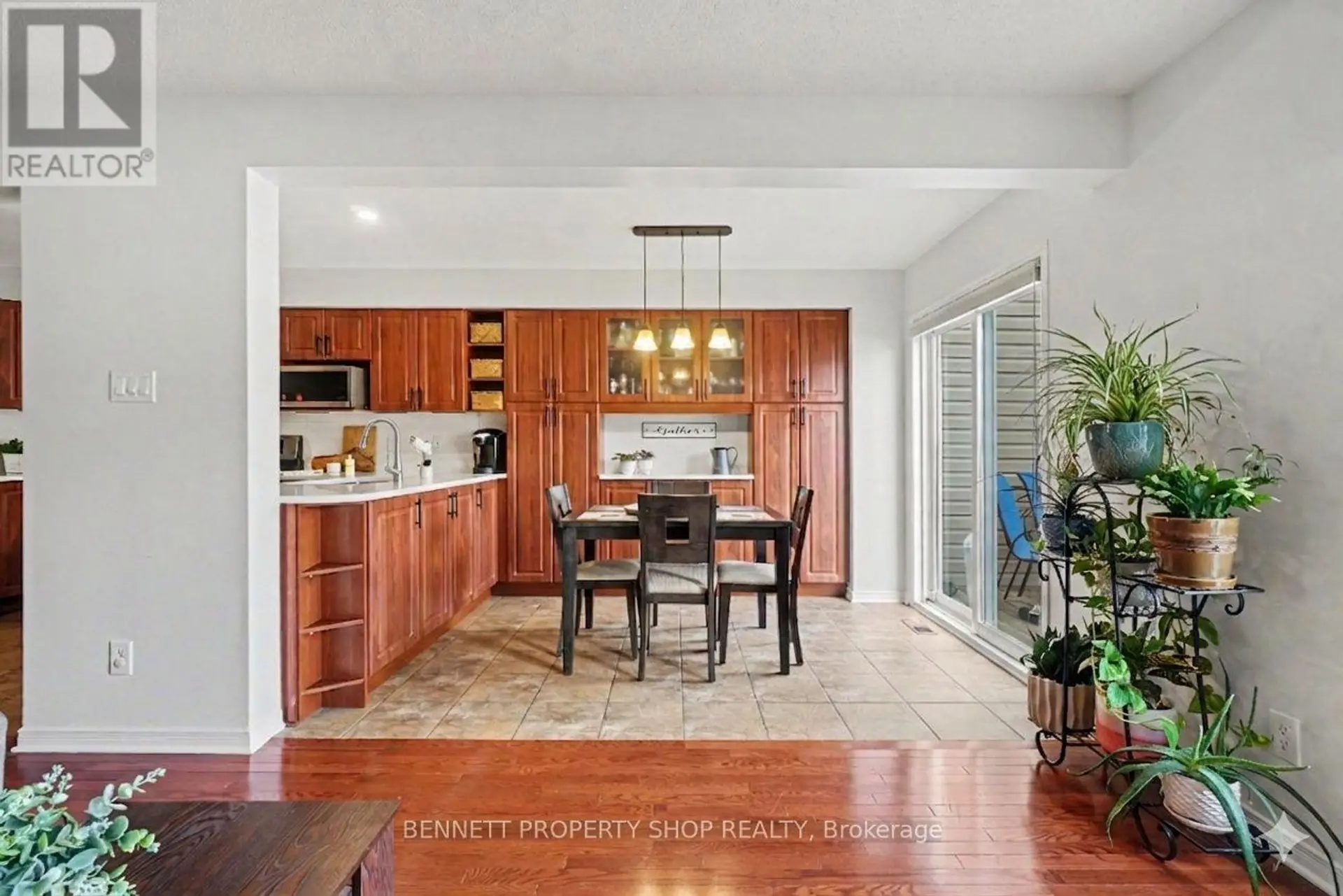 330 LAGUNA STREET - Image 4