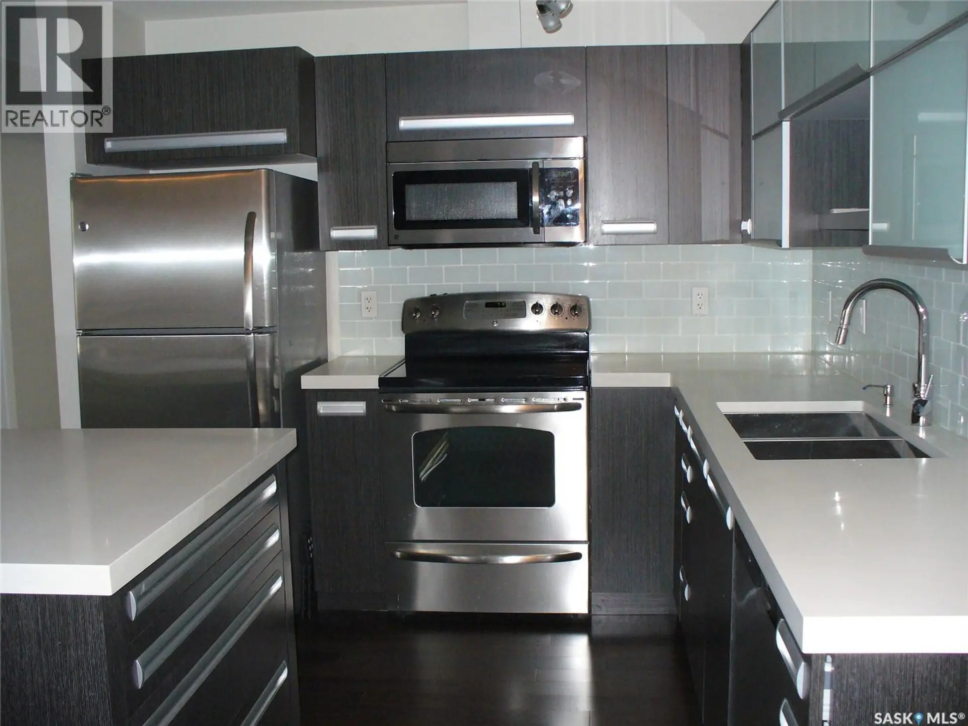 #210 1610 Dakota DRIVE - Image 4