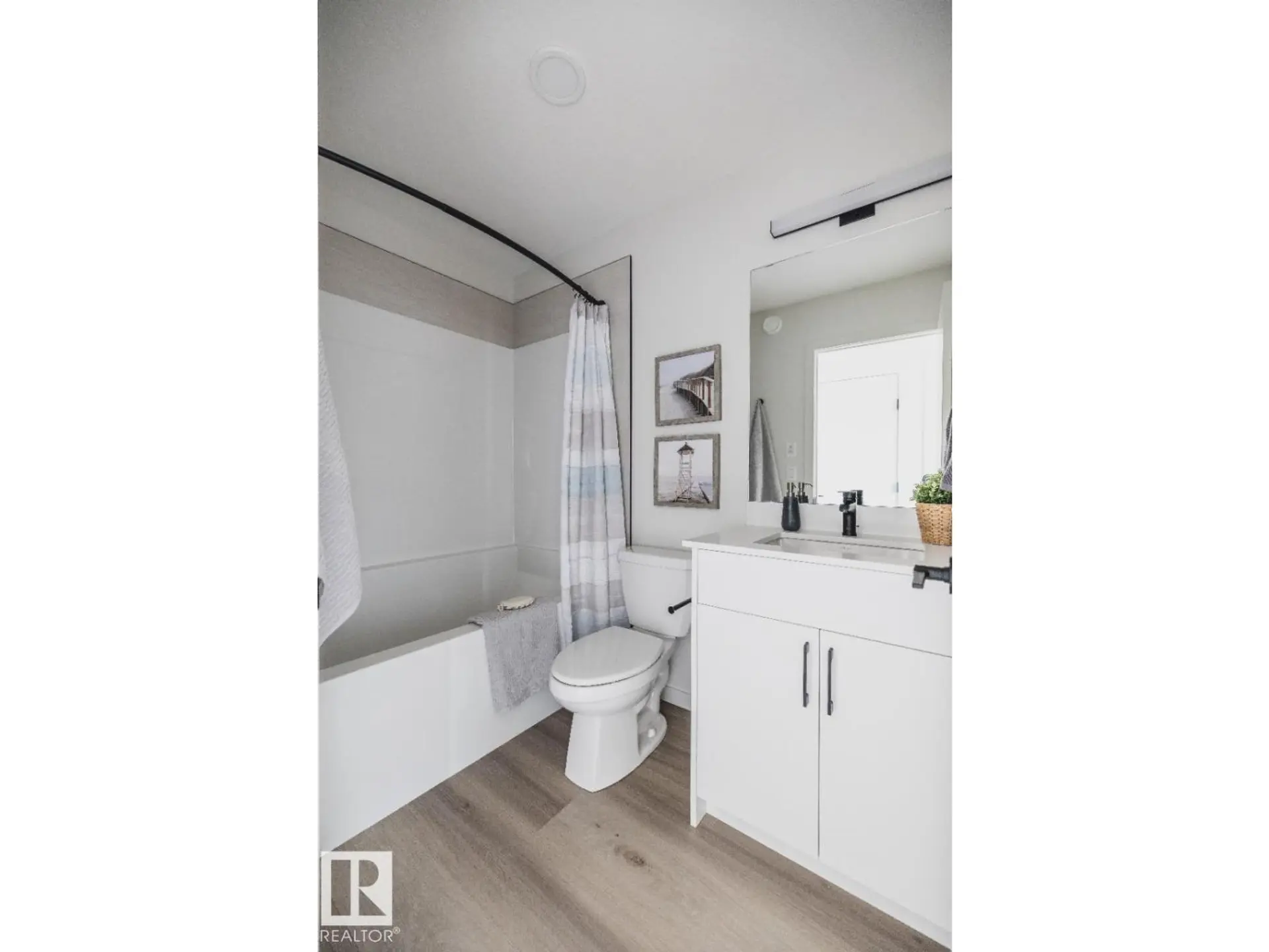 312 32 ST SW - Image 17