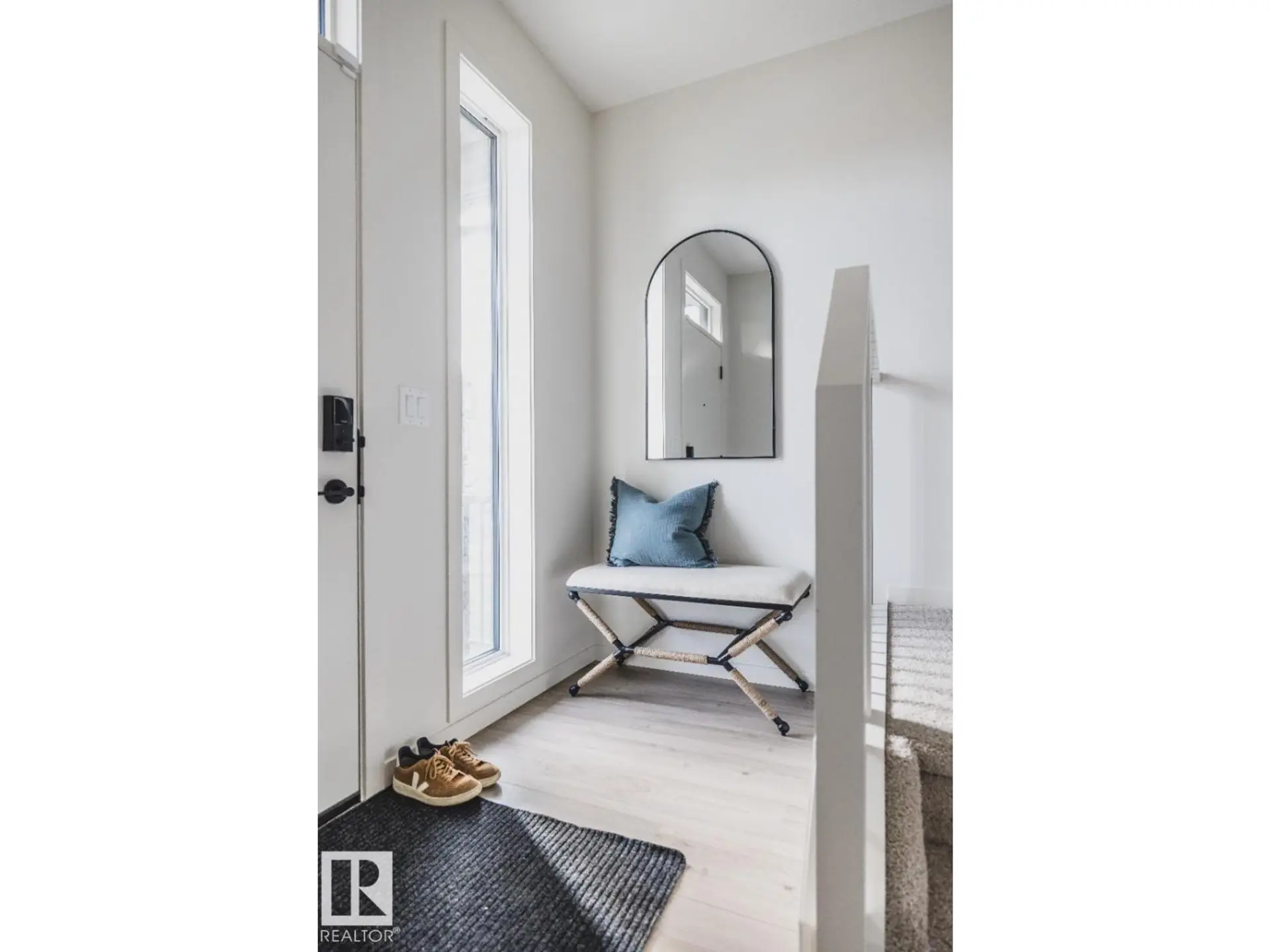 312 32 ST SW - Image 2