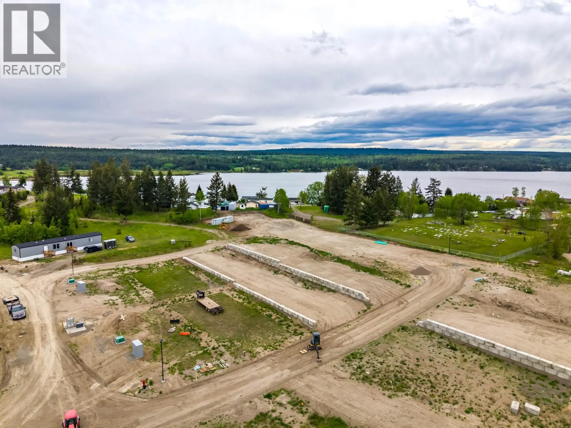 #59 4072 LAC LA HACHE STATION ROAD - Image 6