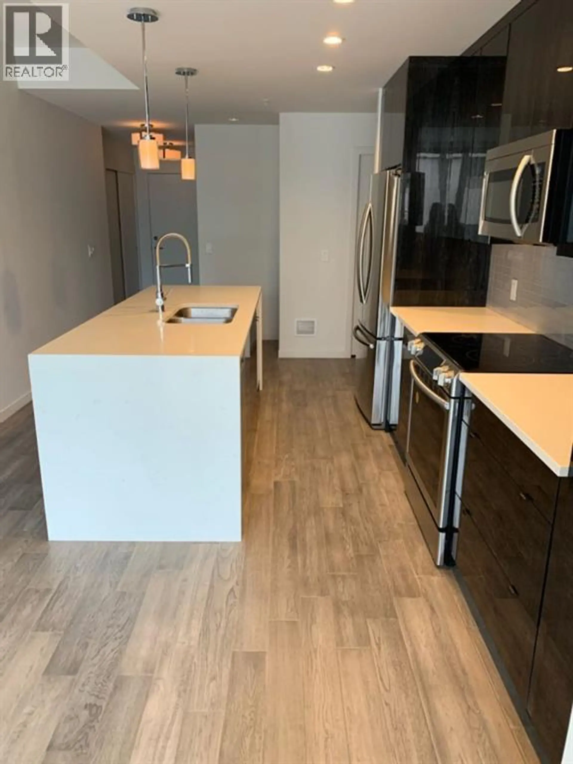 #306 317 22 Avenue SW - Image 3