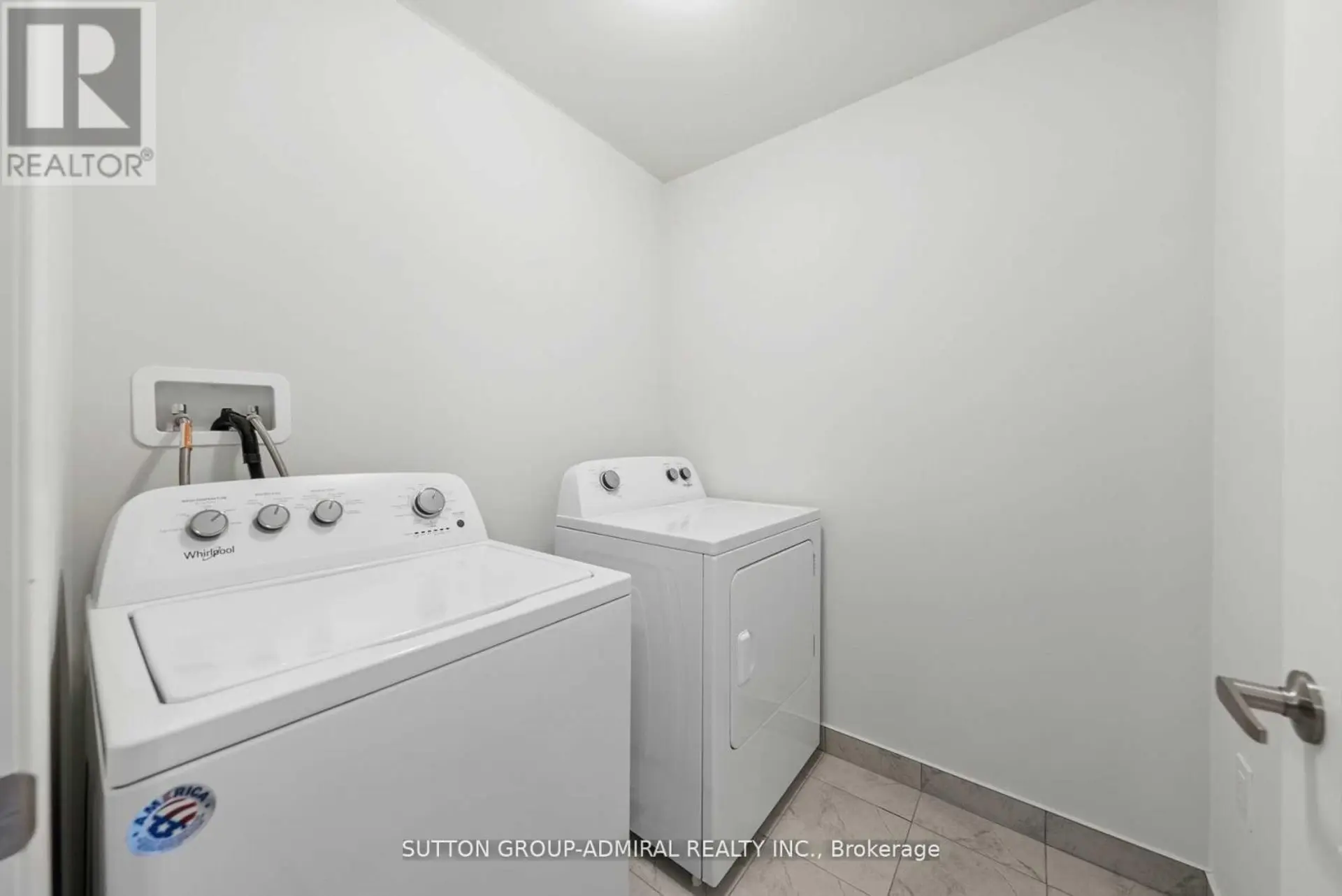 15 HILLS THISTLE DRIVE - Image 11