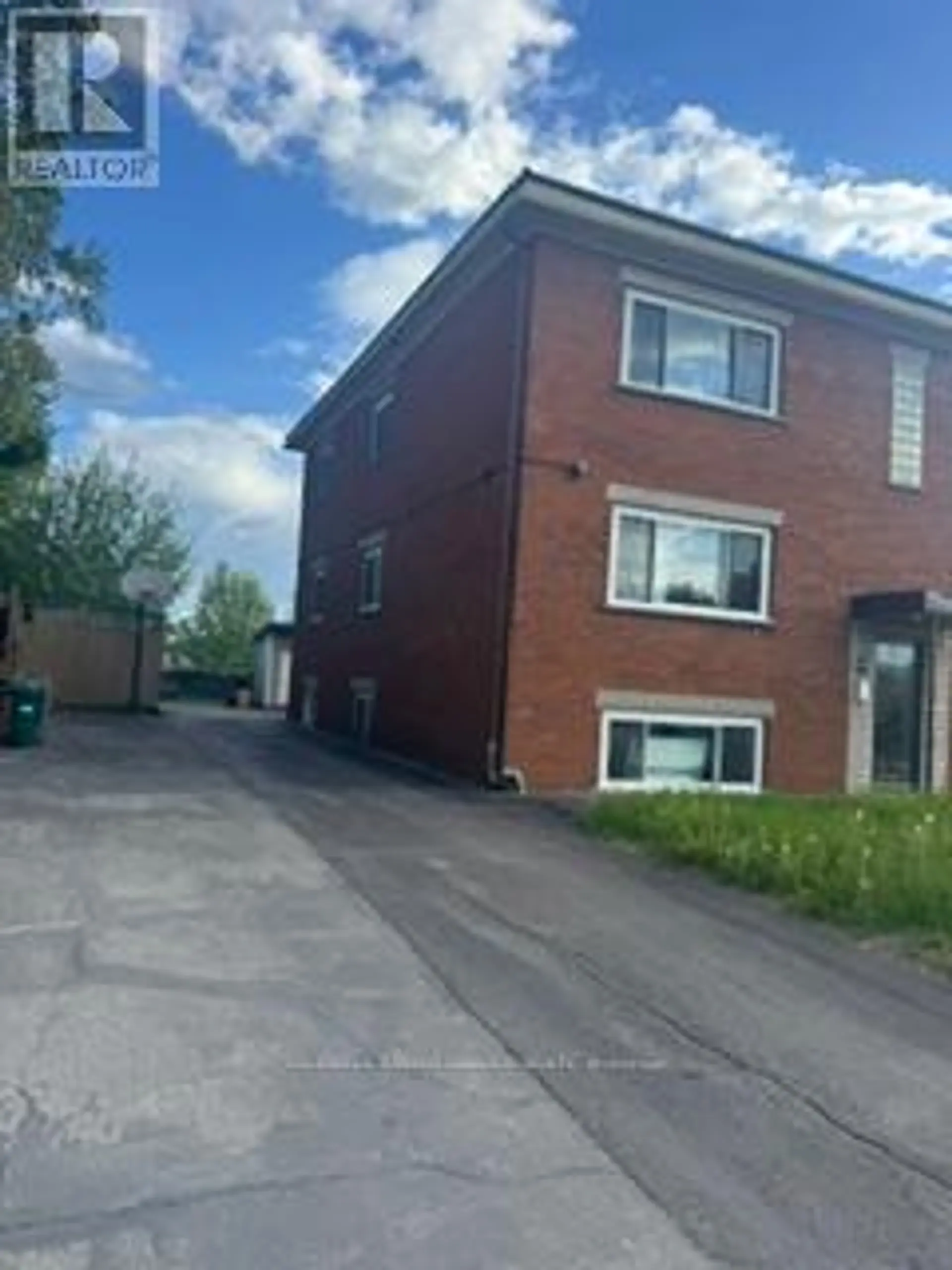 430 COTE STREET - Image 16