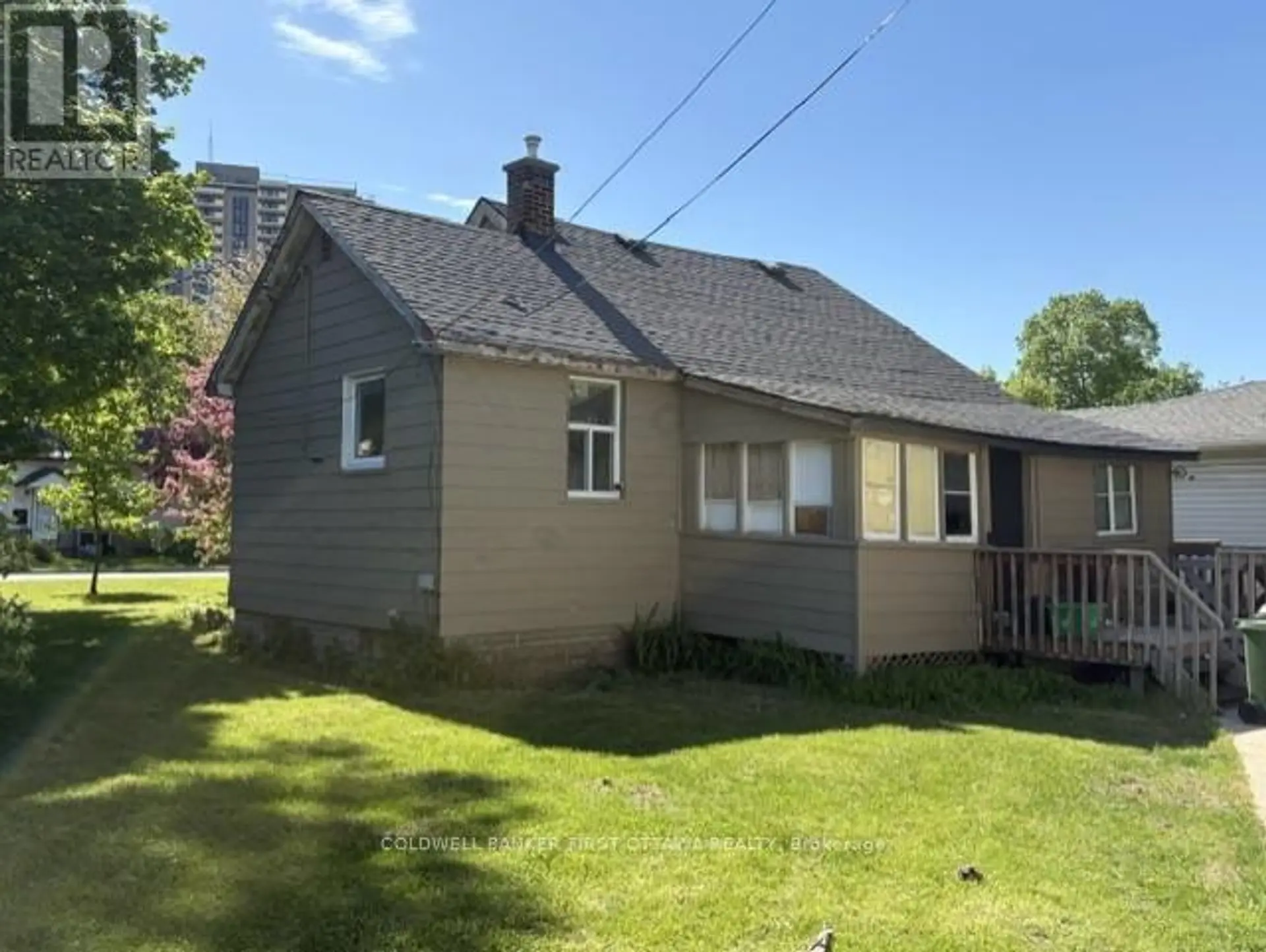 185 COMPTON AVENUE - Image 11