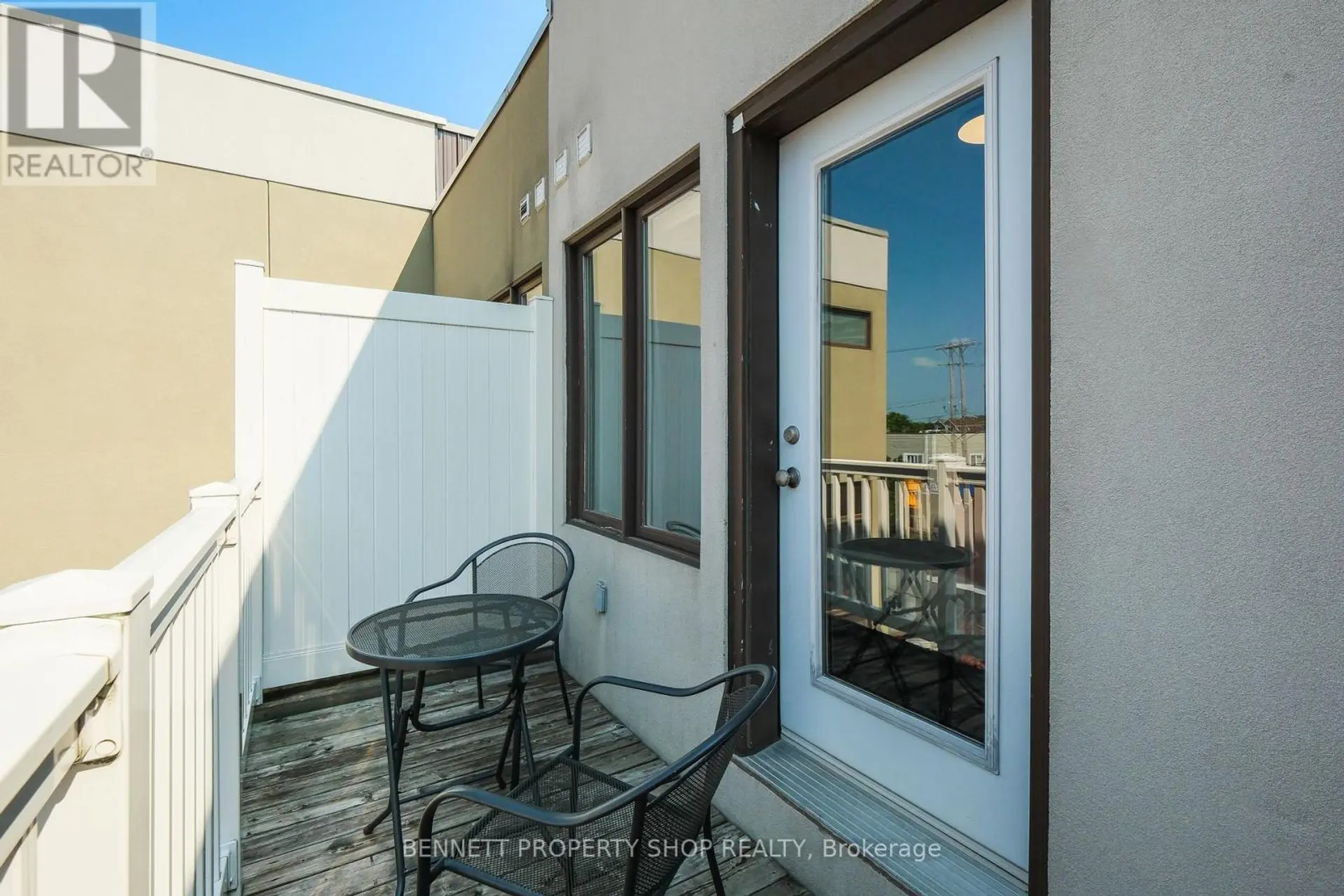 288 CAMBRIDGE STREET N - Image 12