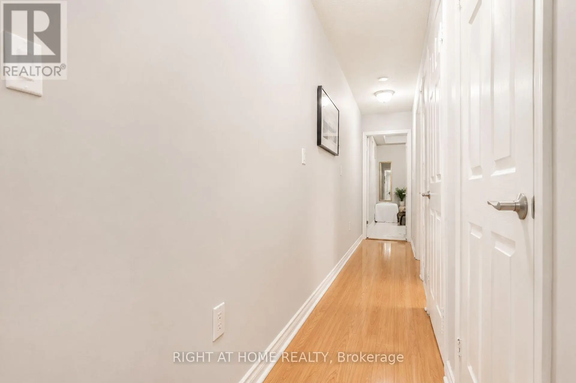 #8 1949 LAWRENCE AVENUE W - Image 16