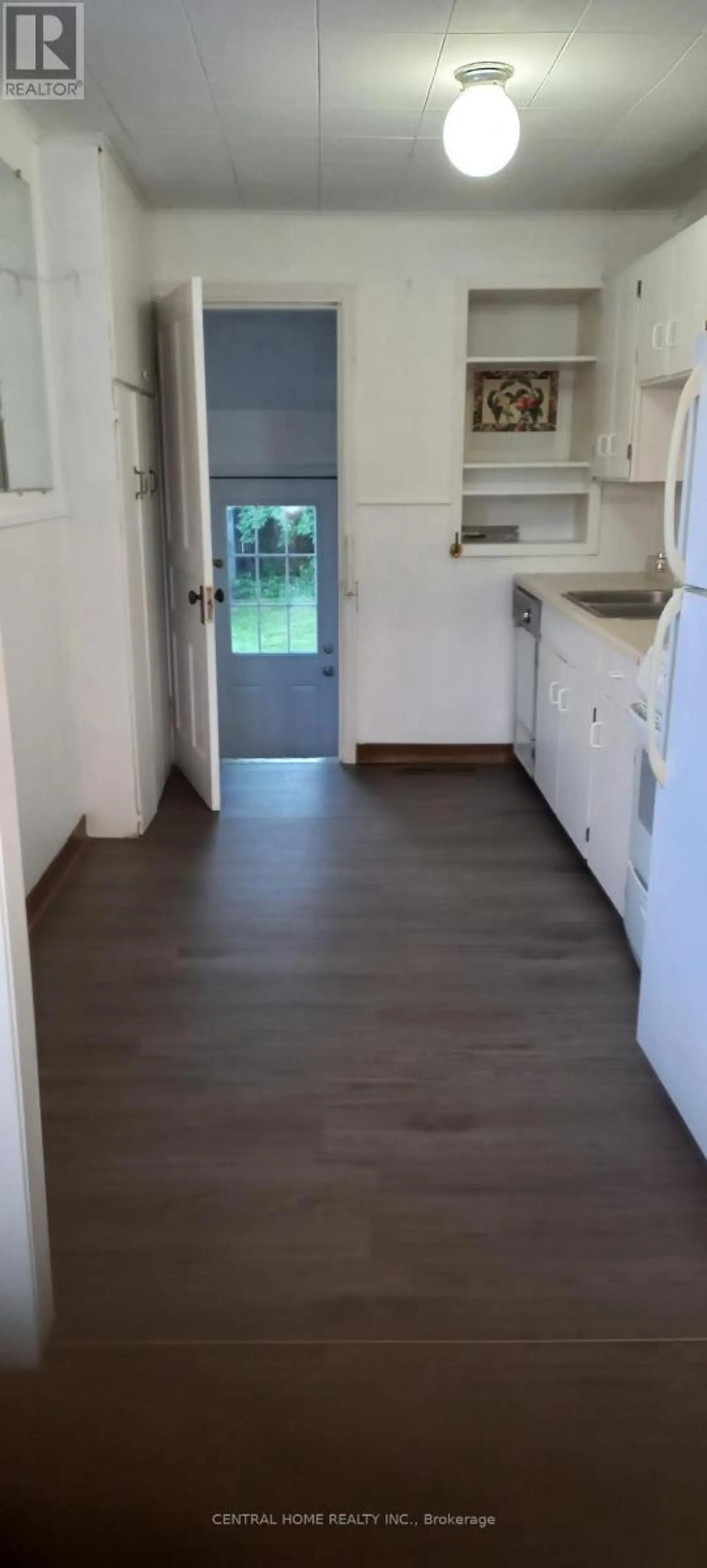 389 LINCOLN STREET - Image 10