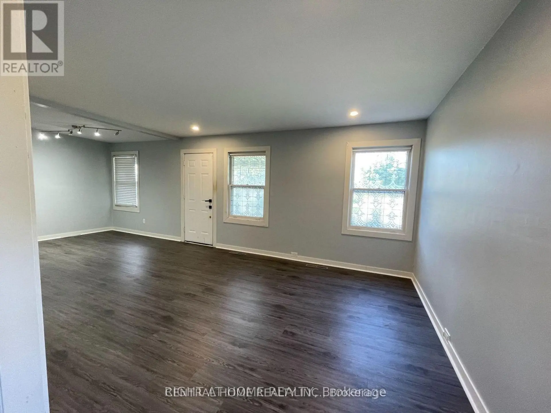 389 LINCOLN STREET - Image 6