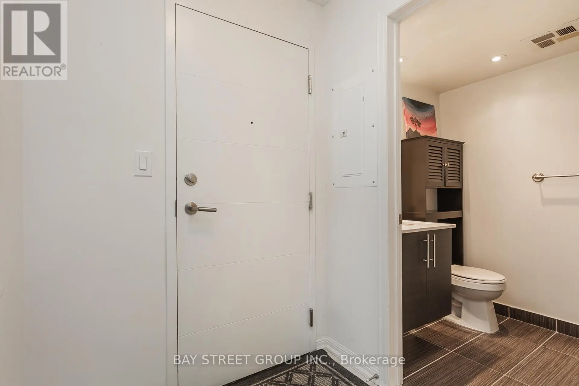 #1615 400 ADELAIDE STREET E - Image 8