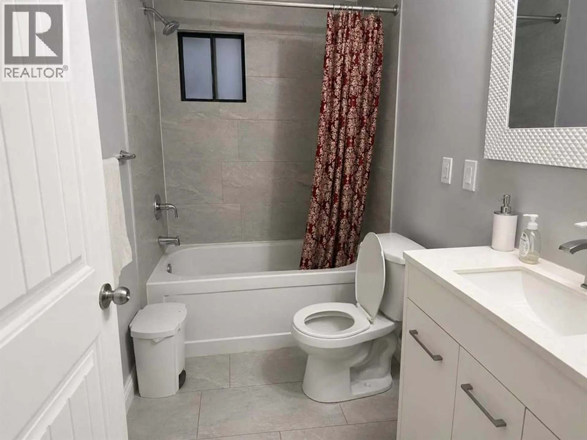 6479 68 Street NE - Image 10