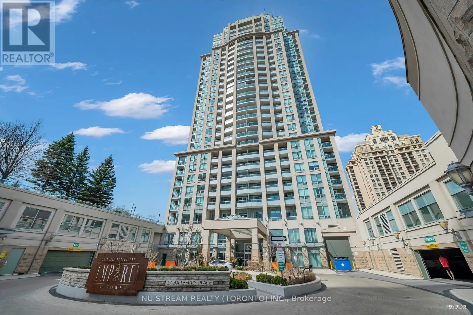 #PH304 17 BARBERRY PLACE - Image 1