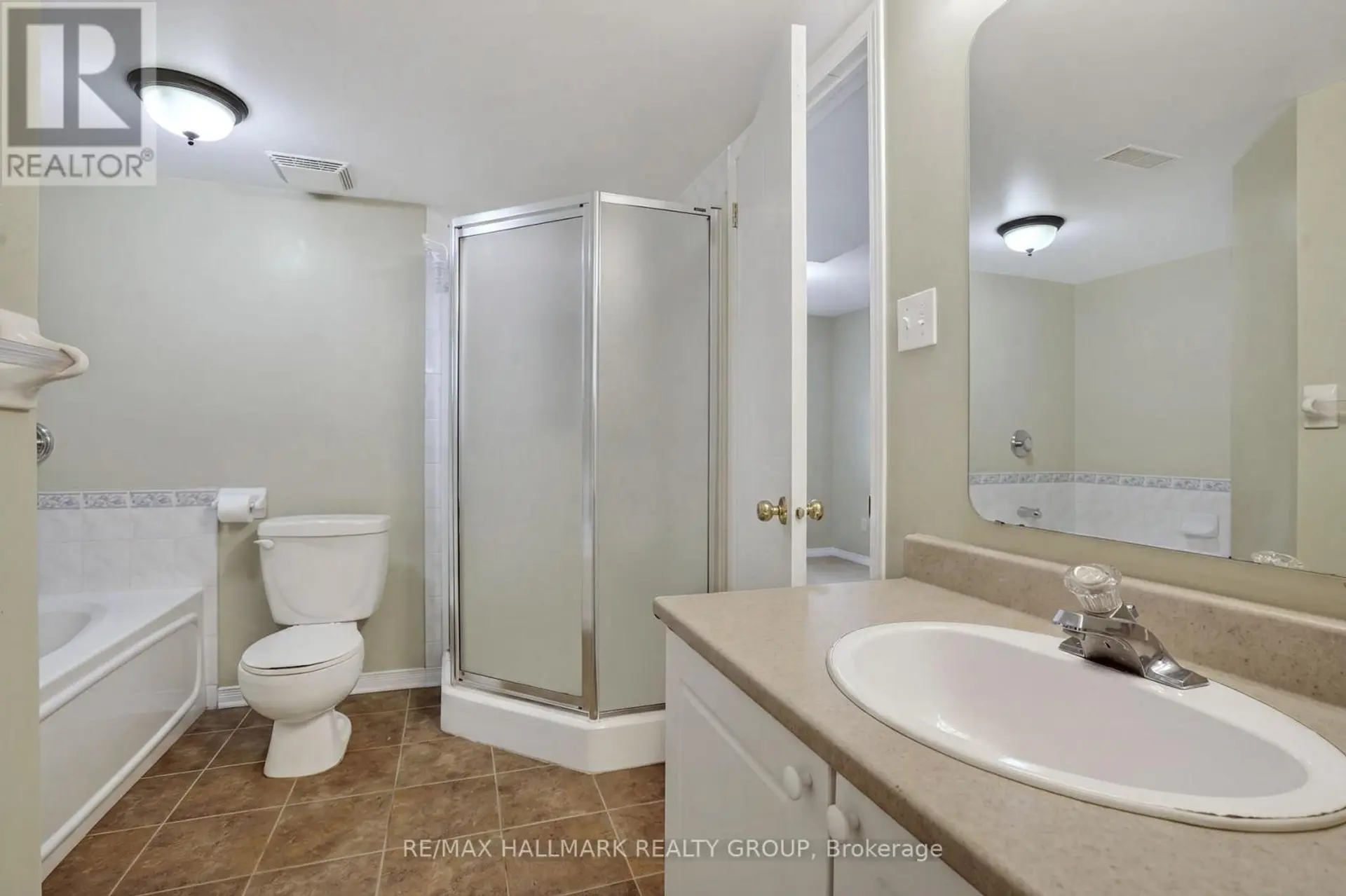 62 BRISTON PRIVATE - Image 11