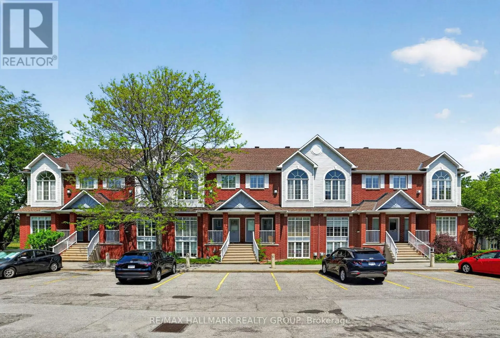 62 BRISTON PRIVATE - Image 2