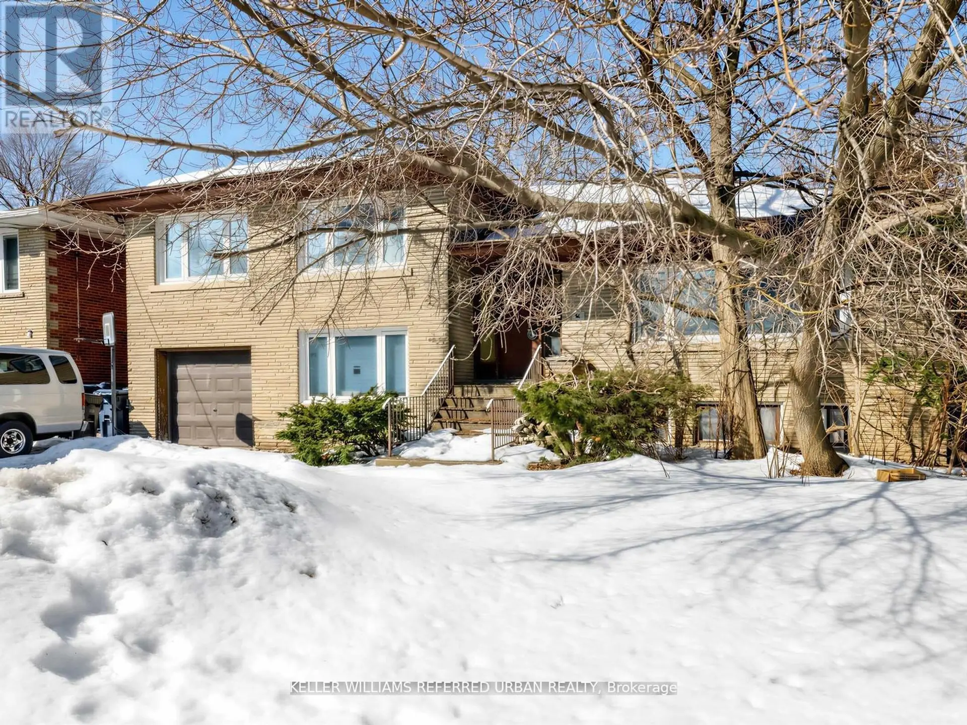 14 FRONTENAC AVENUE - Image 3