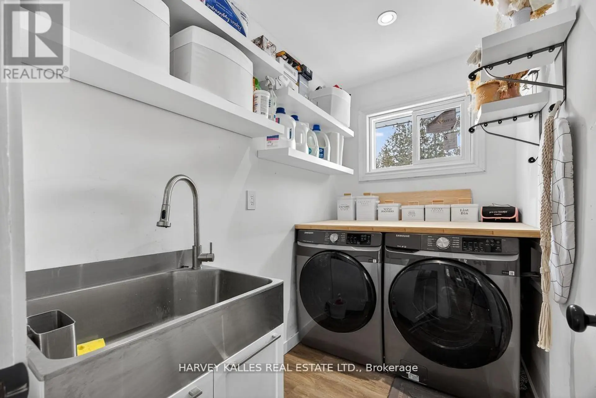 22 SECOND STREET - Image 12