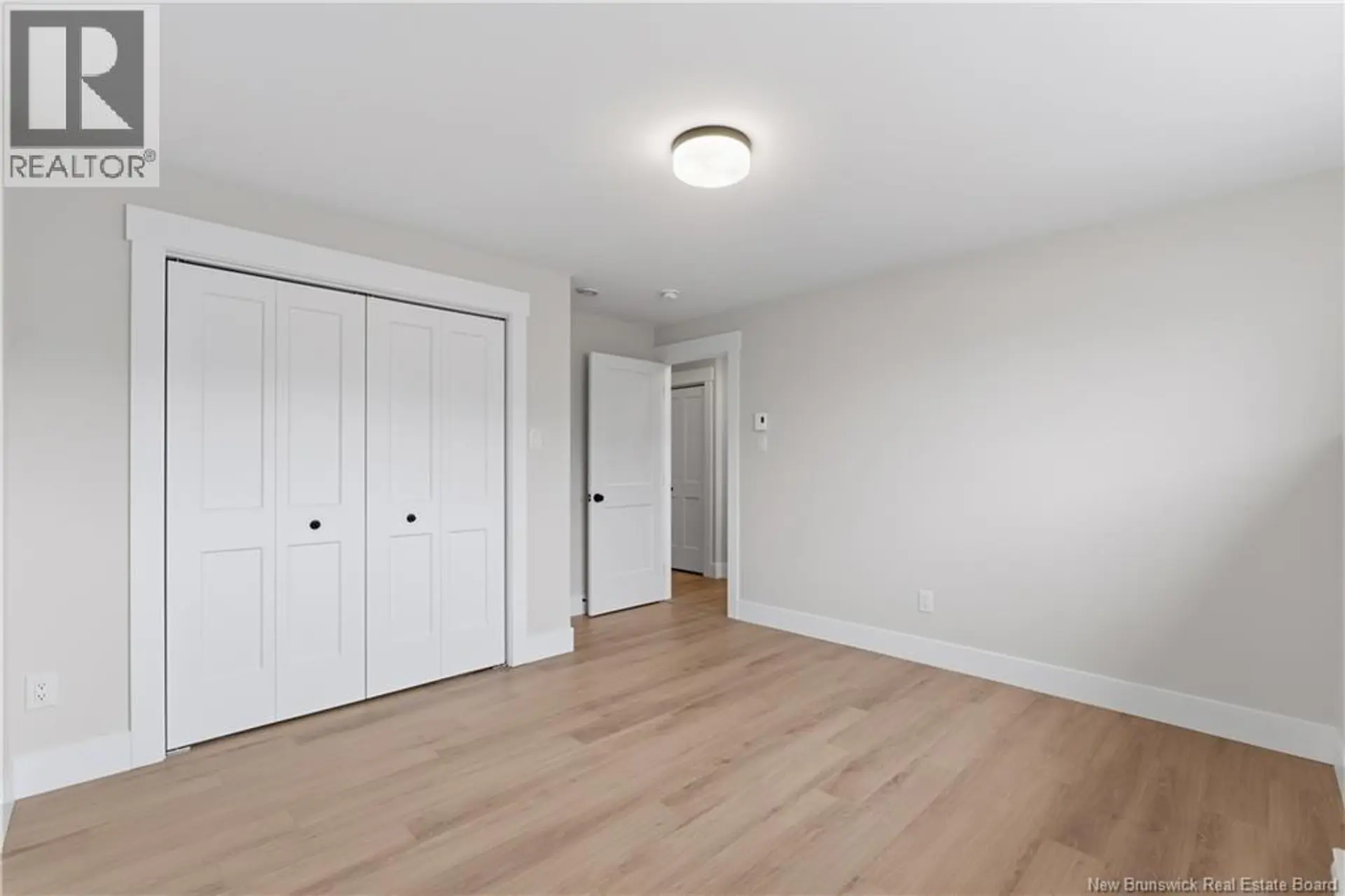 272 MacCoun Street - Image 7