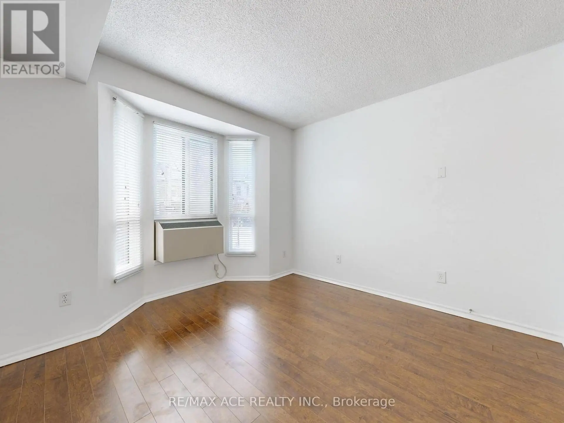 #14 660B WELLINGTON STREET W - Image 13