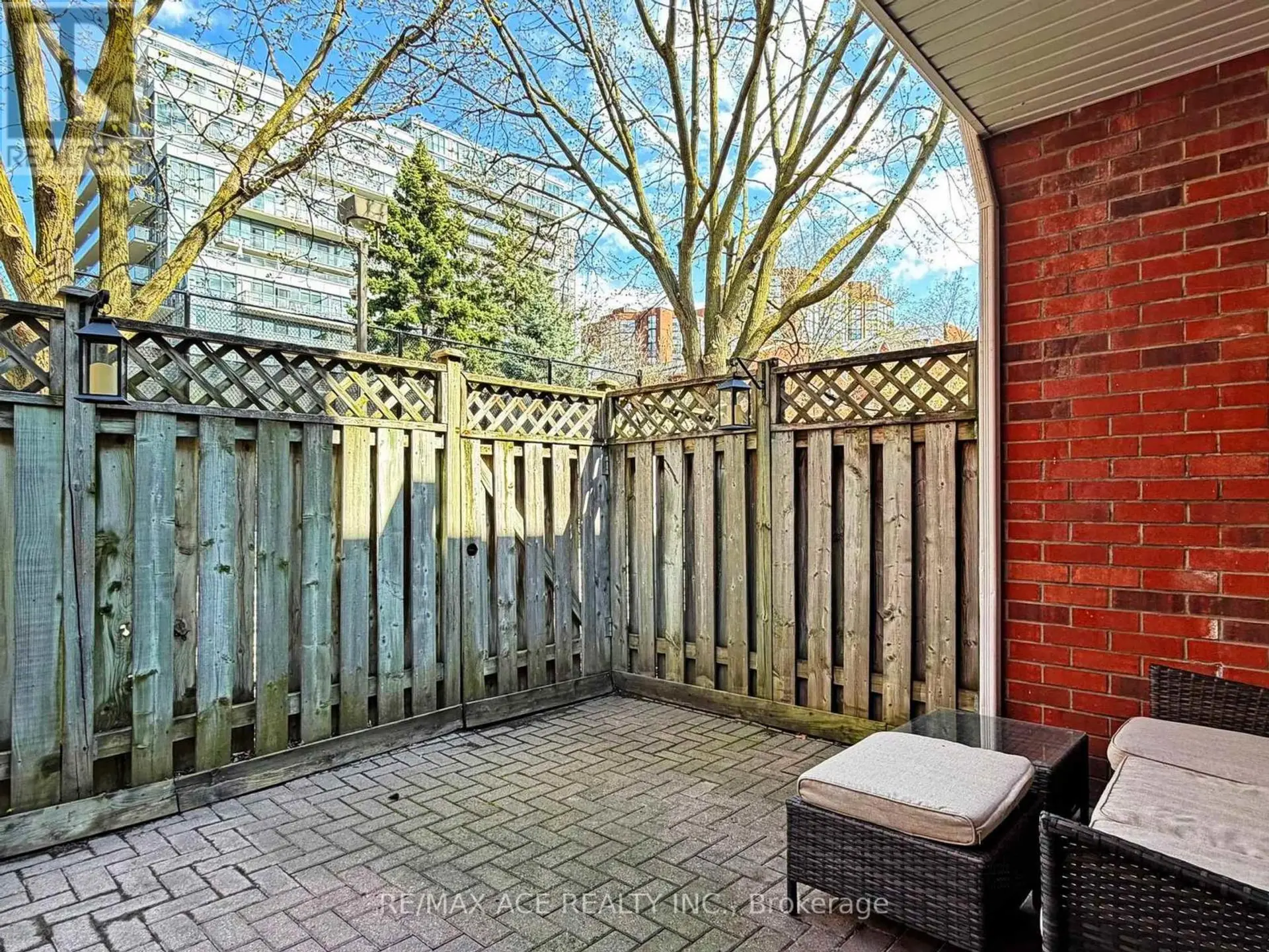 #14 660B WELLINGTON STREET W - Image 16