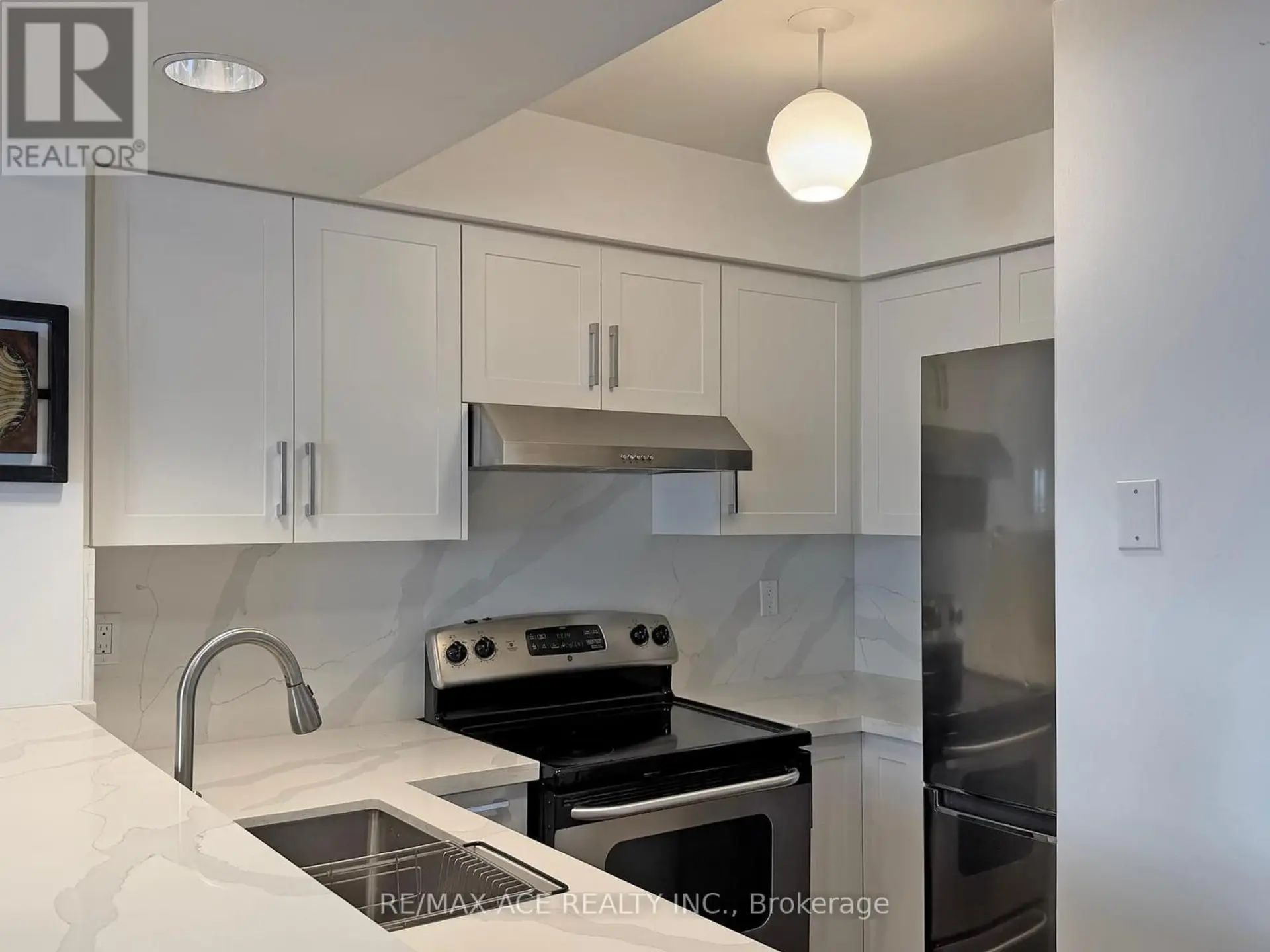 #14 660B WELLINGTON STREET W - Image 7