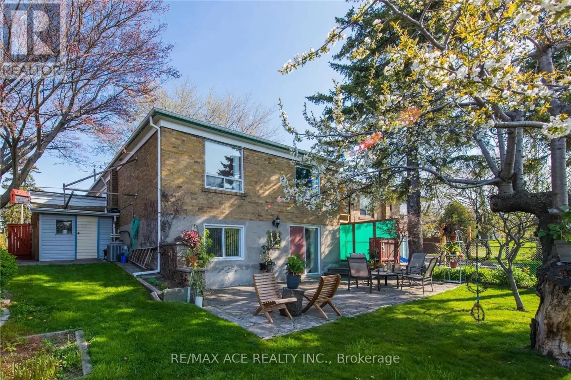3715 ST CLAIR AVENUE E - Image 19