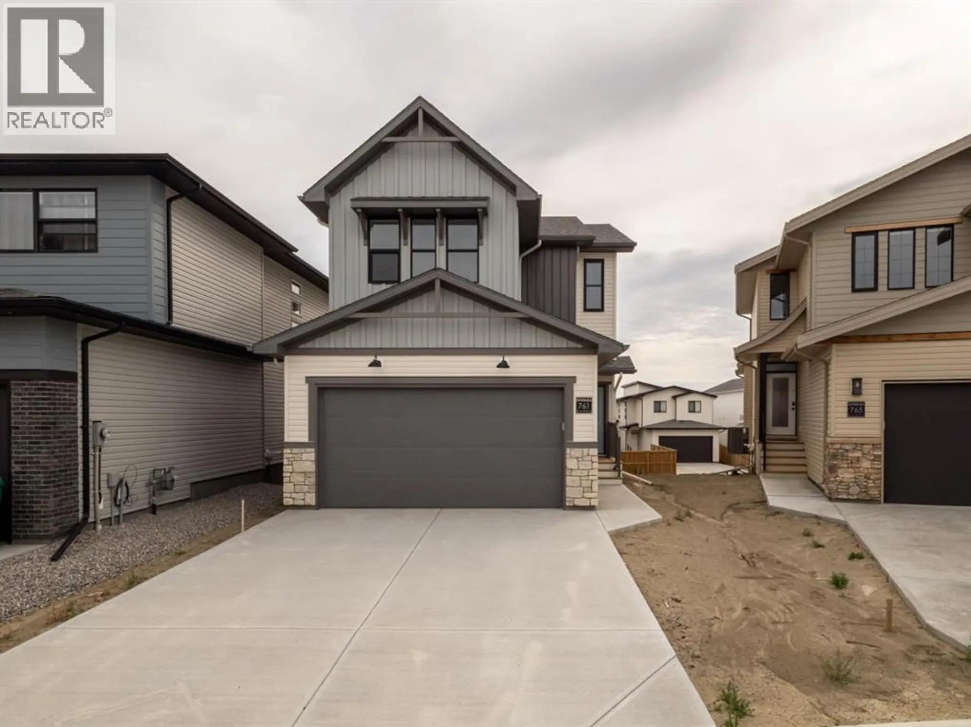 166 Caribou Bend N - Image 3