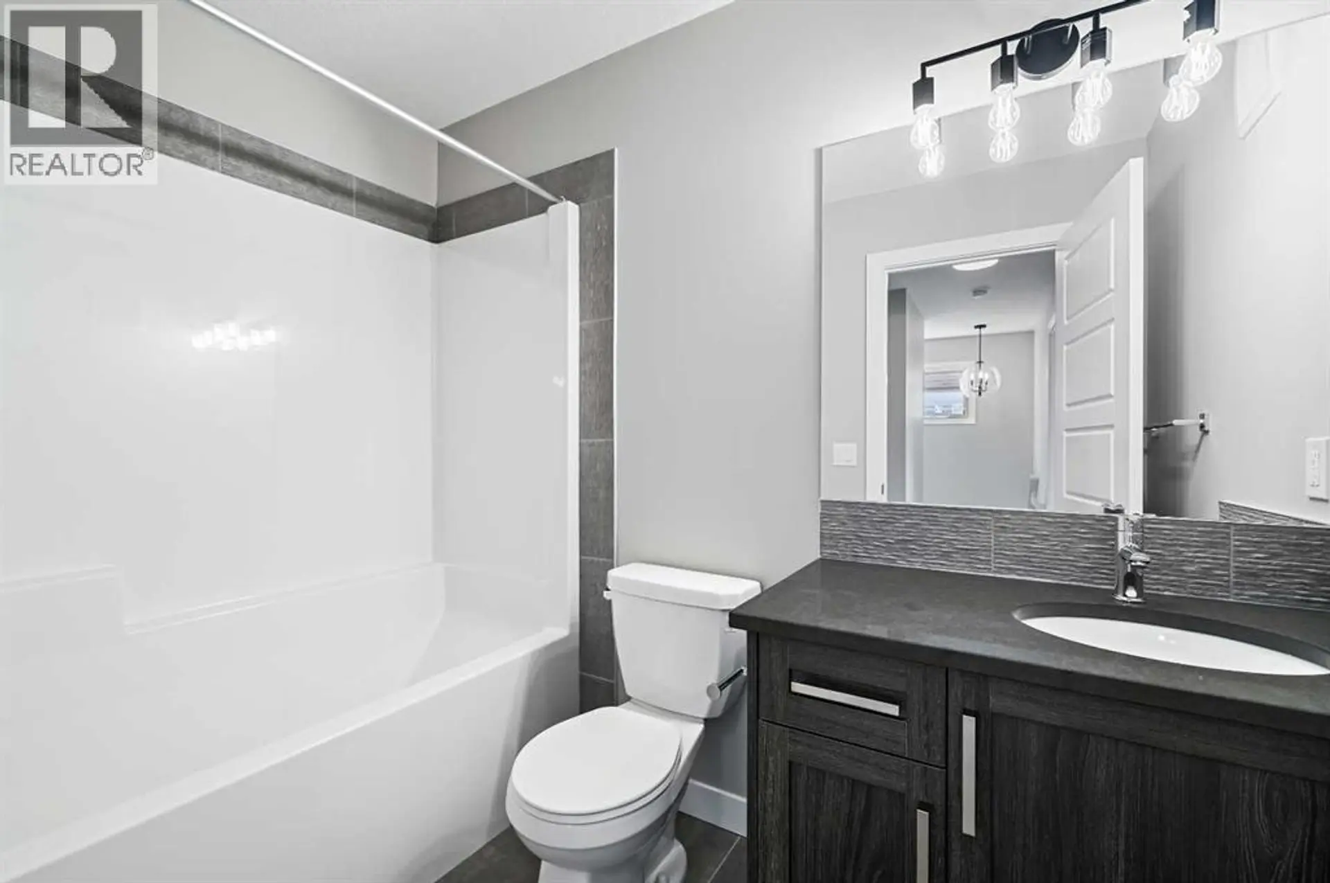 245 Cobblestone Gate SW - Image 18