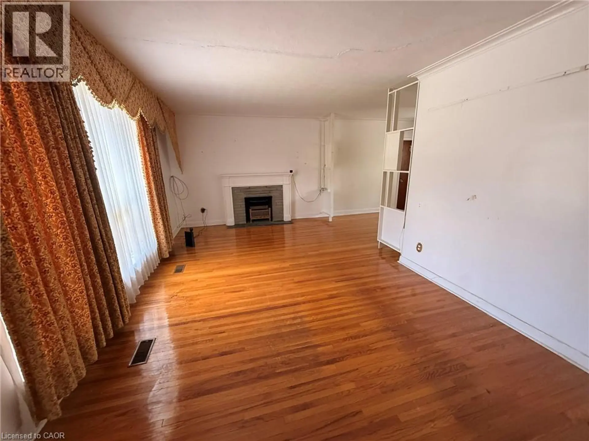 40 KINGSWOOD Road - Image 3