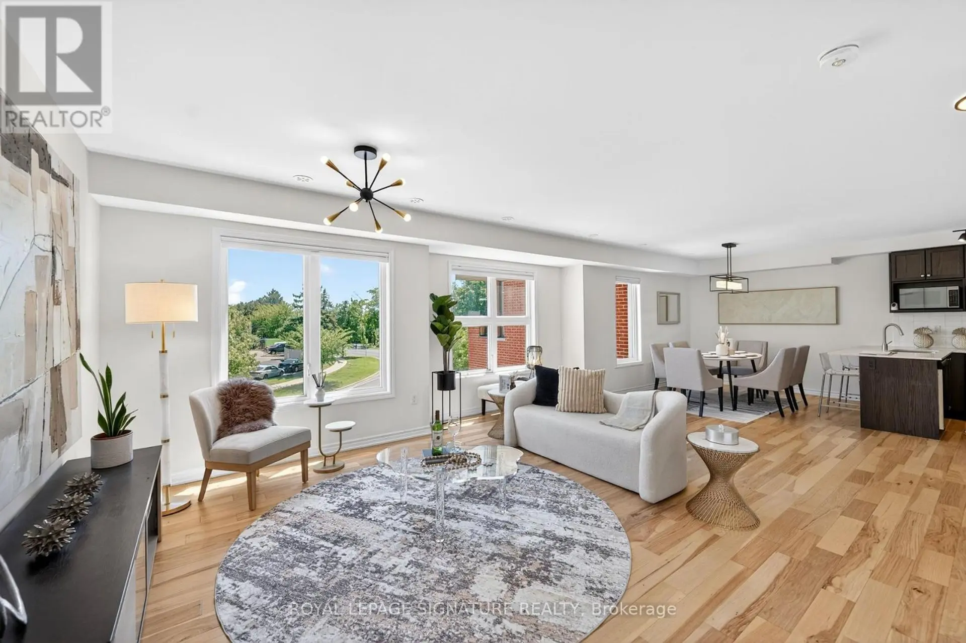 #56 28 CURLEW DRIVE - Image 1