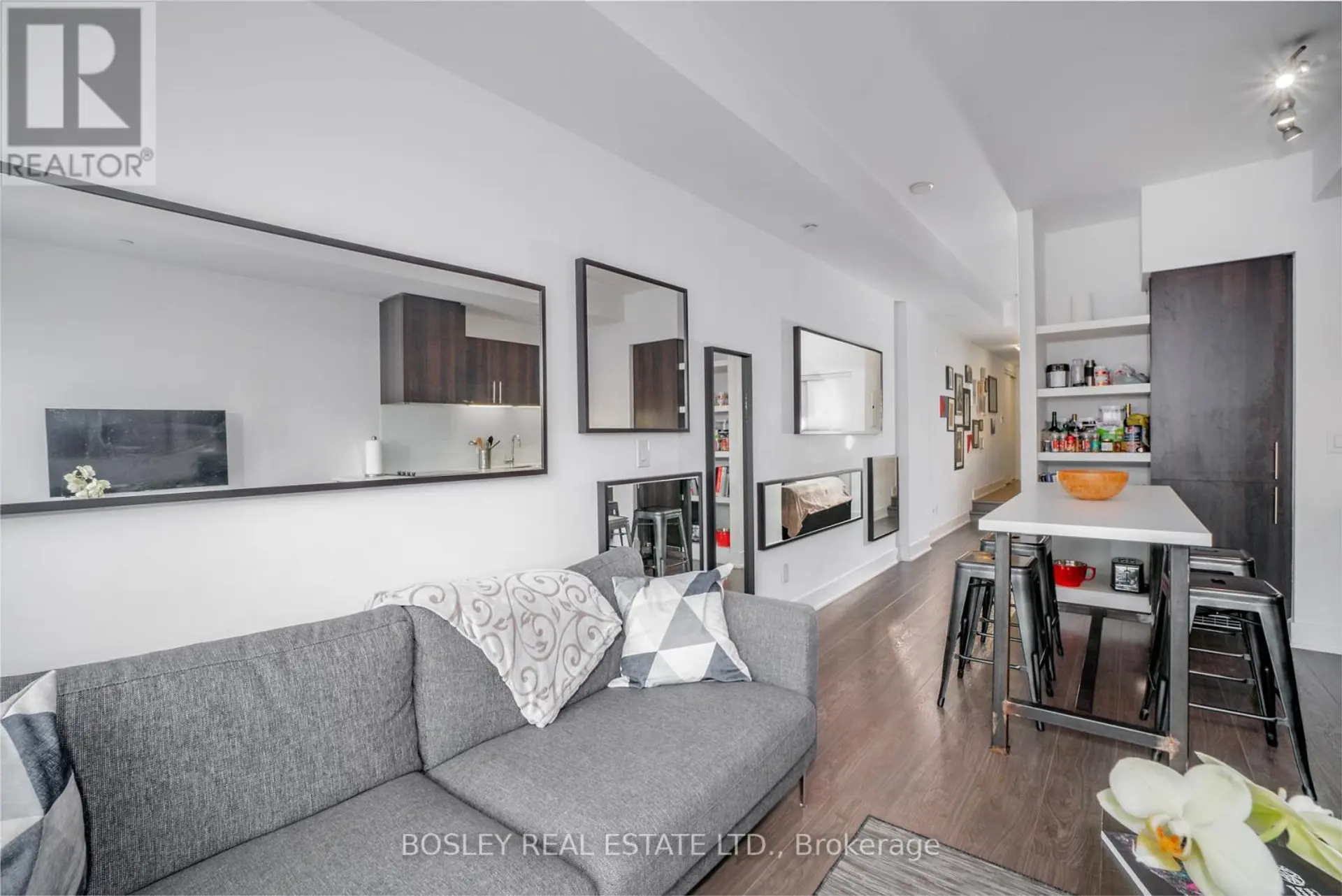 #401 508 WELLINGTON STREET - Image 5
