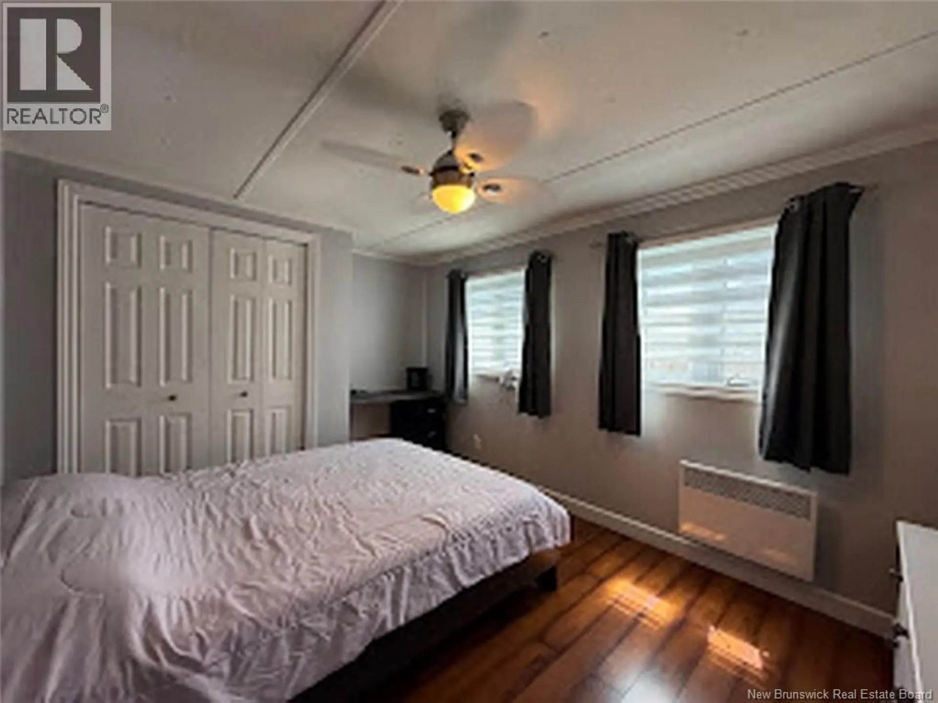 2037 Centrale Street - Image 6