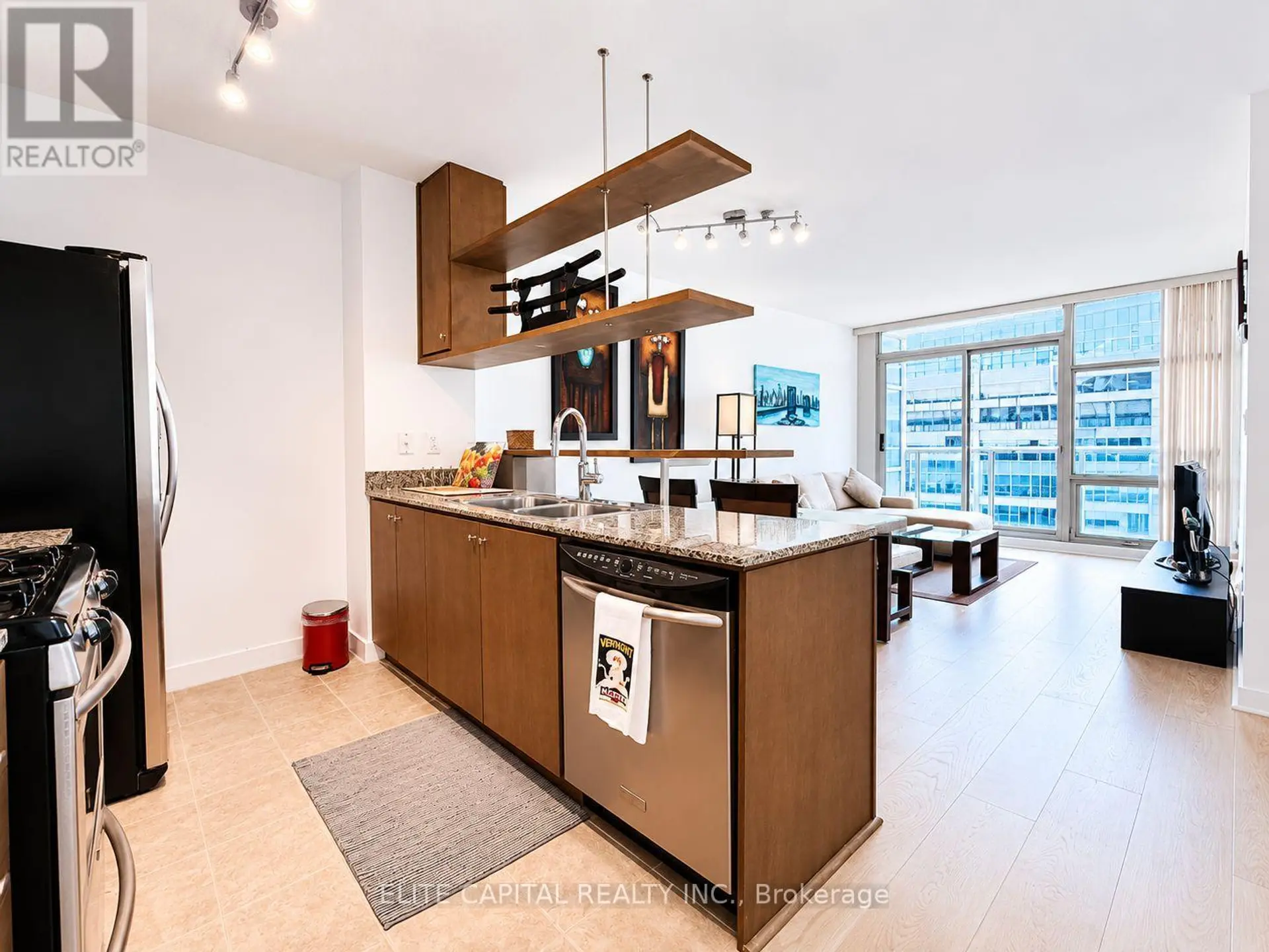 #1008 10 NAVY WHARF COURT - Image 3