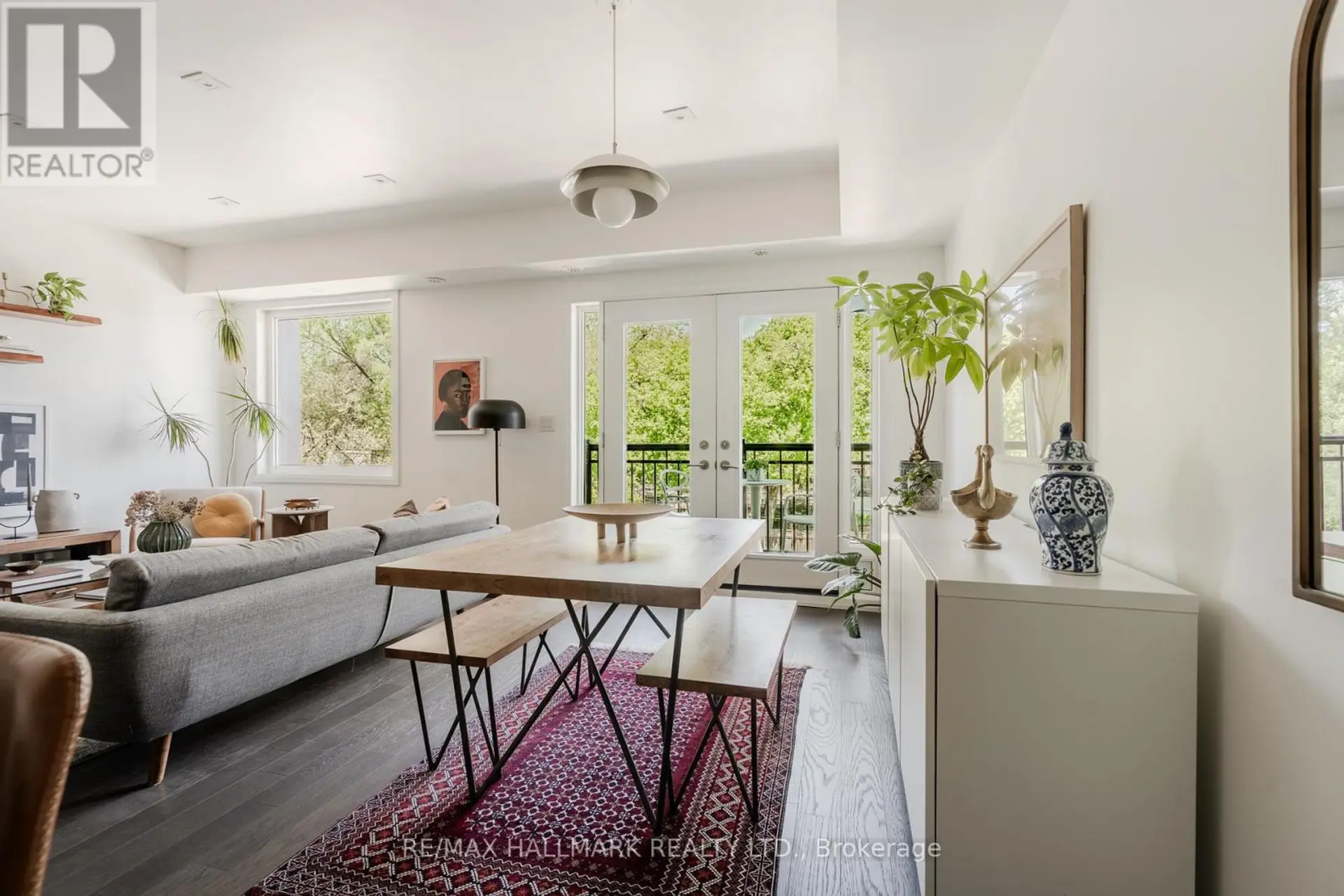 #15 100 COXWELL AVENUE - Image 6