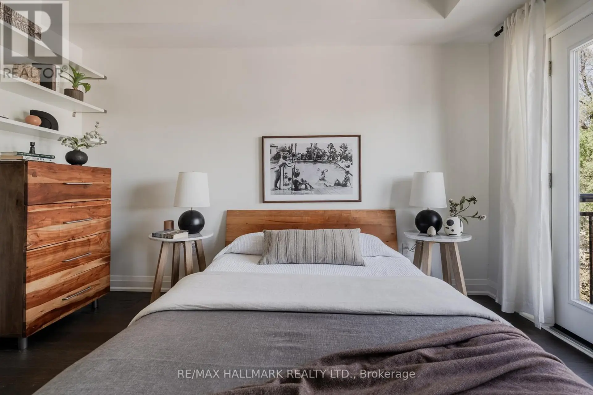 #15 100 COXWELL AVENUE - Image 9